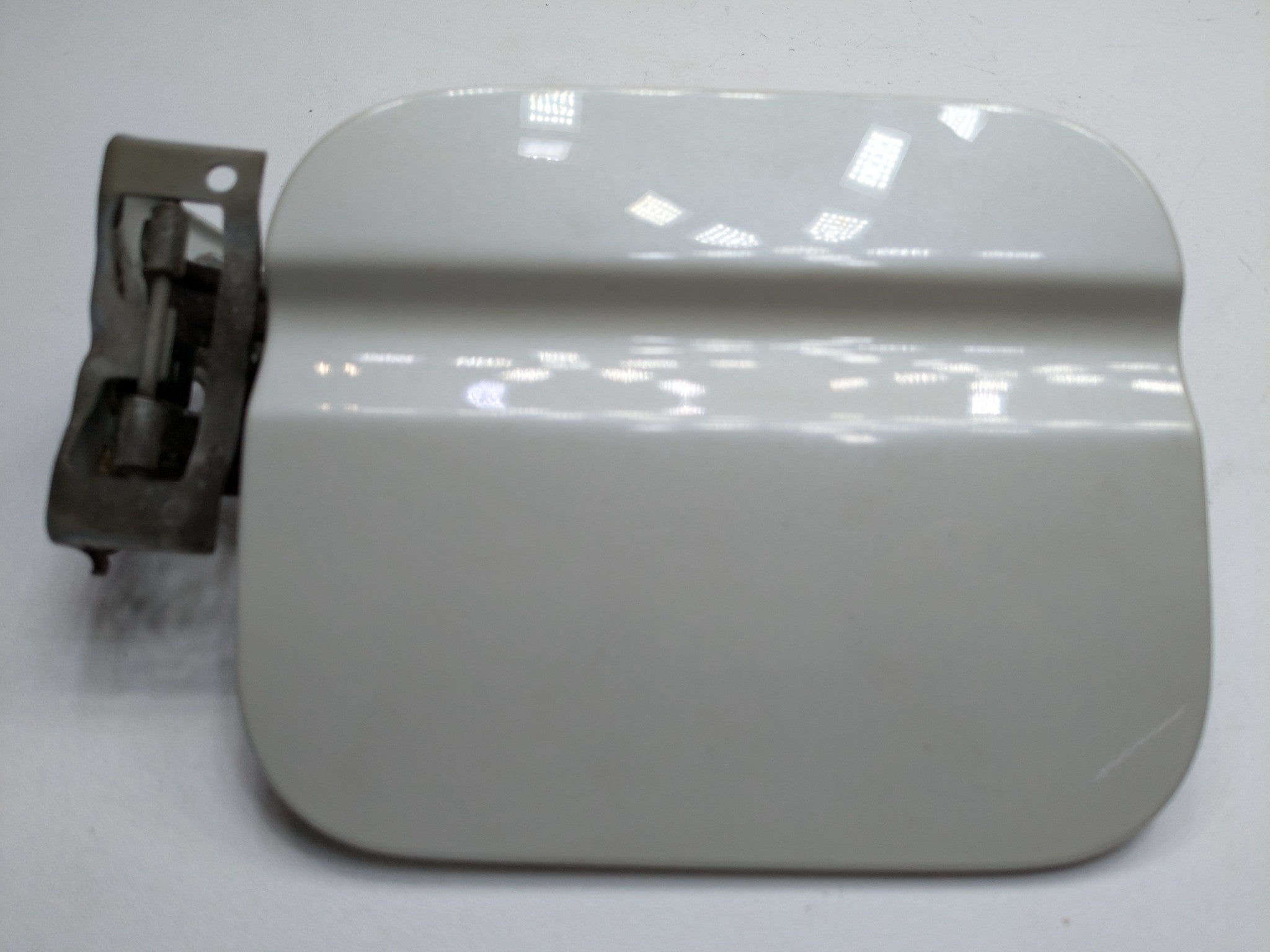 2004 - 2008 OEM ACURA TL REAR FUEL GAS TANK FILLER FLAP DOOR LID COVER