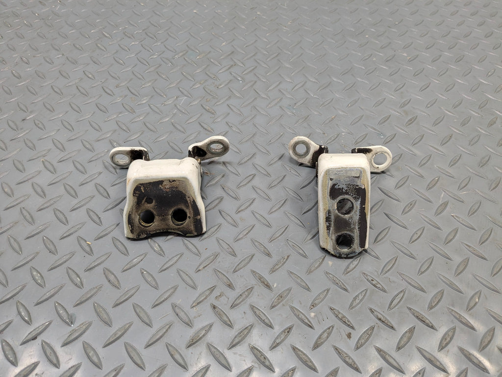 2004 - 2008 OEM ACURA TL FRONT RIGHT PASSENGER UPPER AND LOWER DOOR HINGE SET