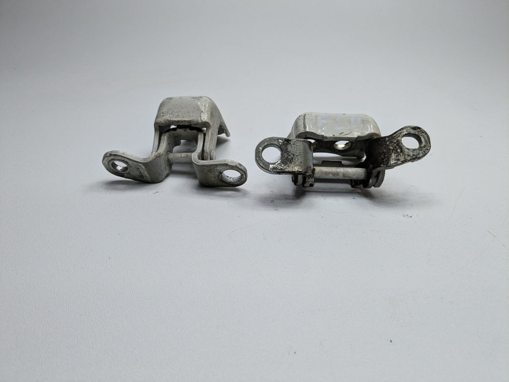 2004 - 2008 OEM ACURA TL FRONT LEFT DRIVER SIDE UPPER AND LOWER DOOR HINGE SET