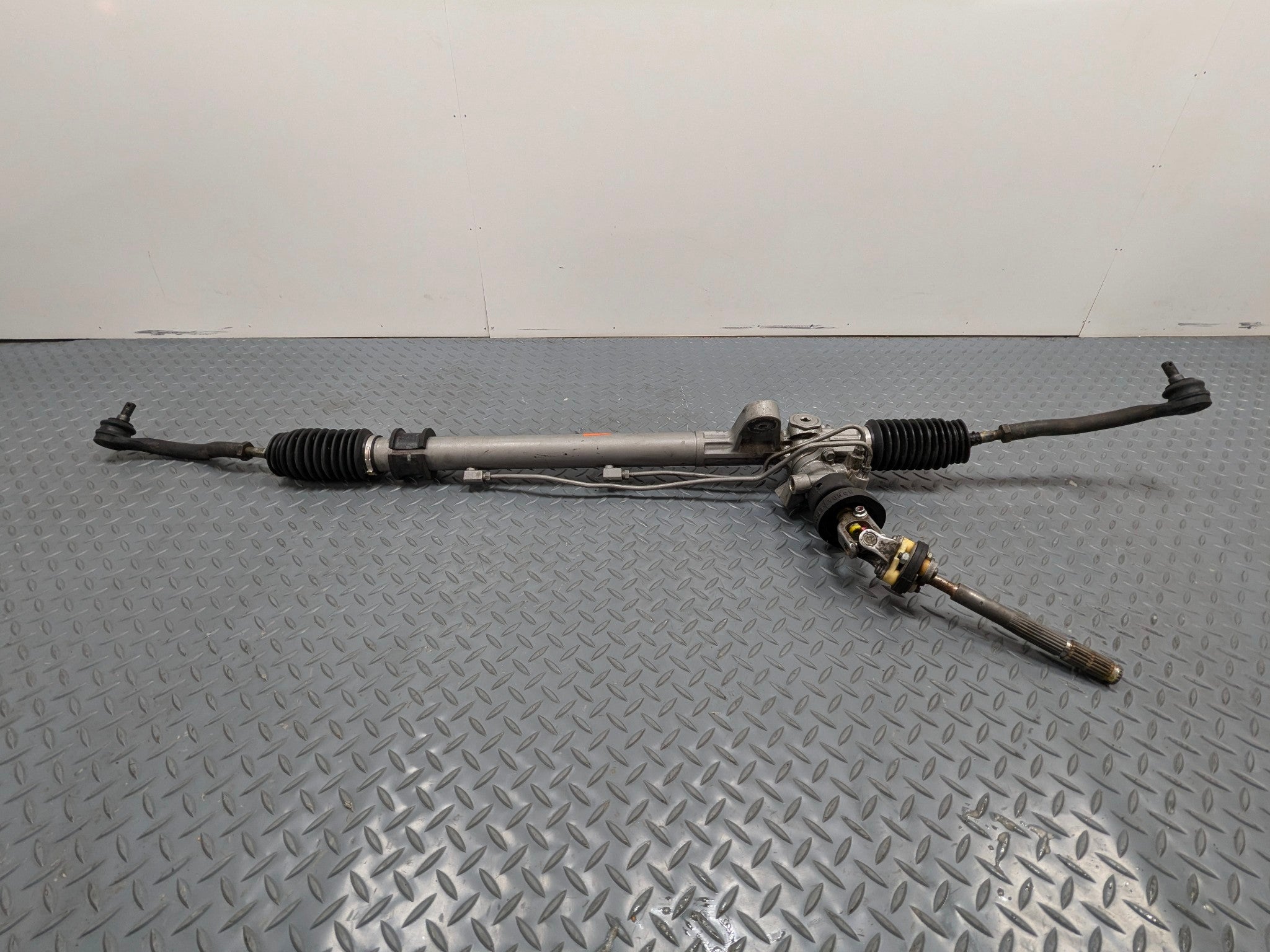 2004 - 2008 ACURA TL POWER STEERING GEAR RACK AND PINION ASSEMBLY