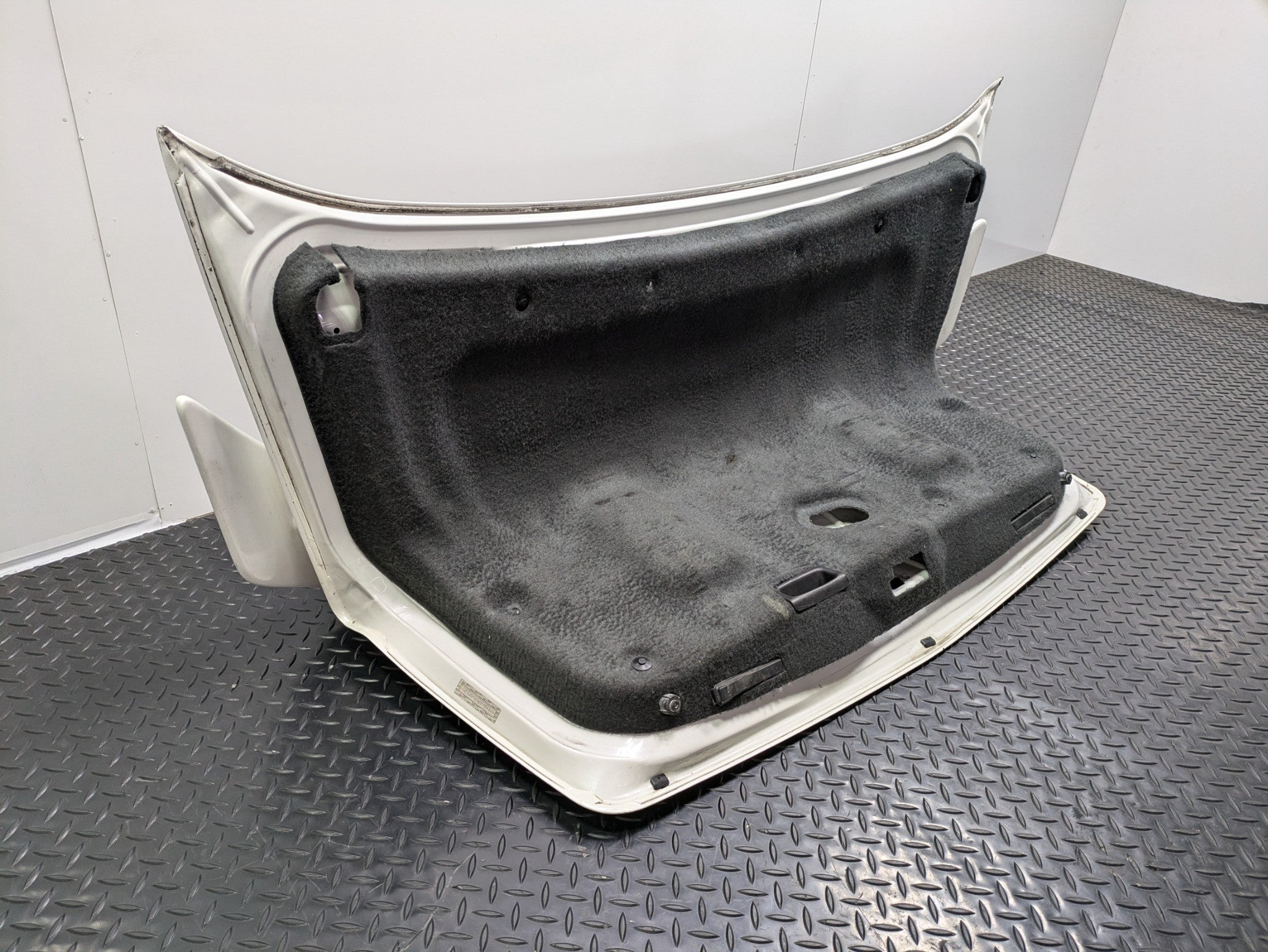 2004 - 2008 OEM ACURA TL REAR TRUNK DECK LID SHELL PANEL WITH SPOILER WING