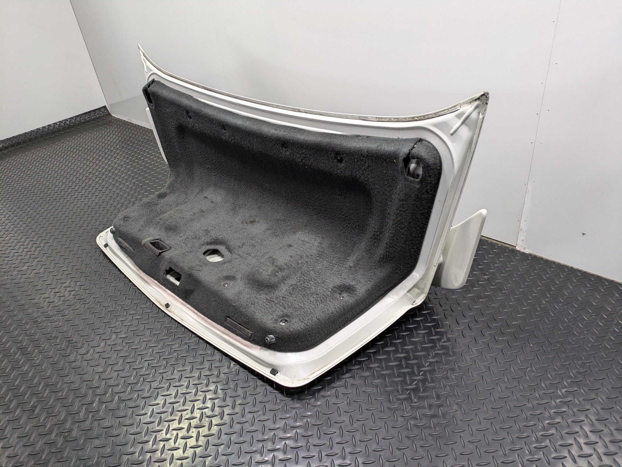2004 - 2008 OEM ACURA TL REAR TRUNK DECK LID SHELL PANEL WITH SPOILER WING