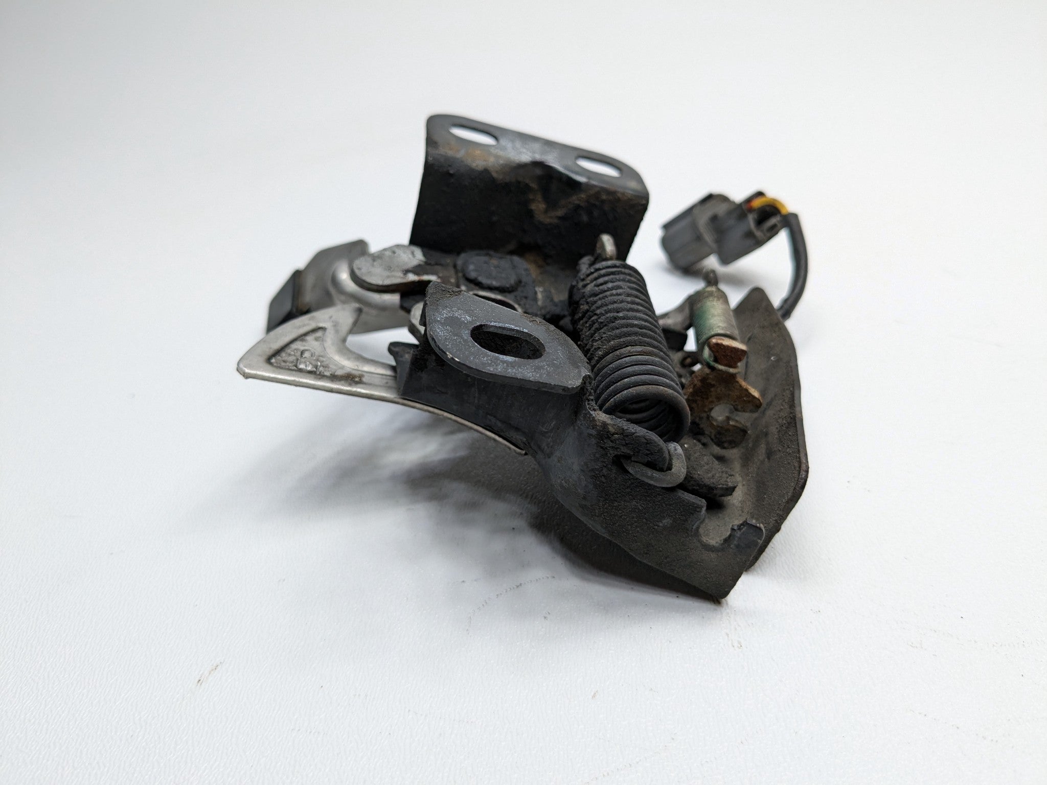 2004 - 2008 OEM ACURA TL FRONT HOOD LOCK LATCH RELEASE ACTUATOR