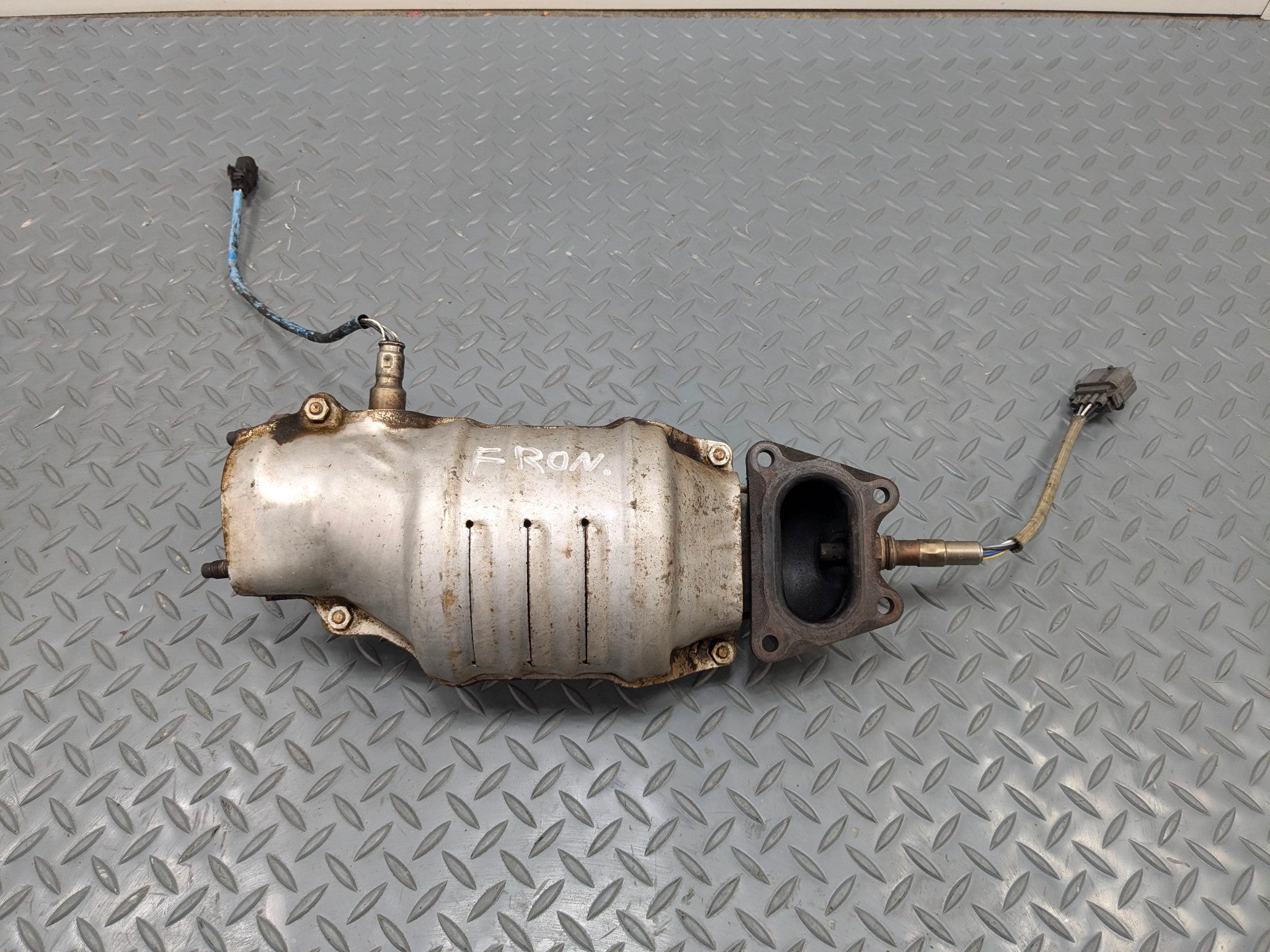 2004 - 2008 OEM ACURA TL FRONT EXHAUST MANIFOLD DOWNPIPE WITH HEAT SHIELD