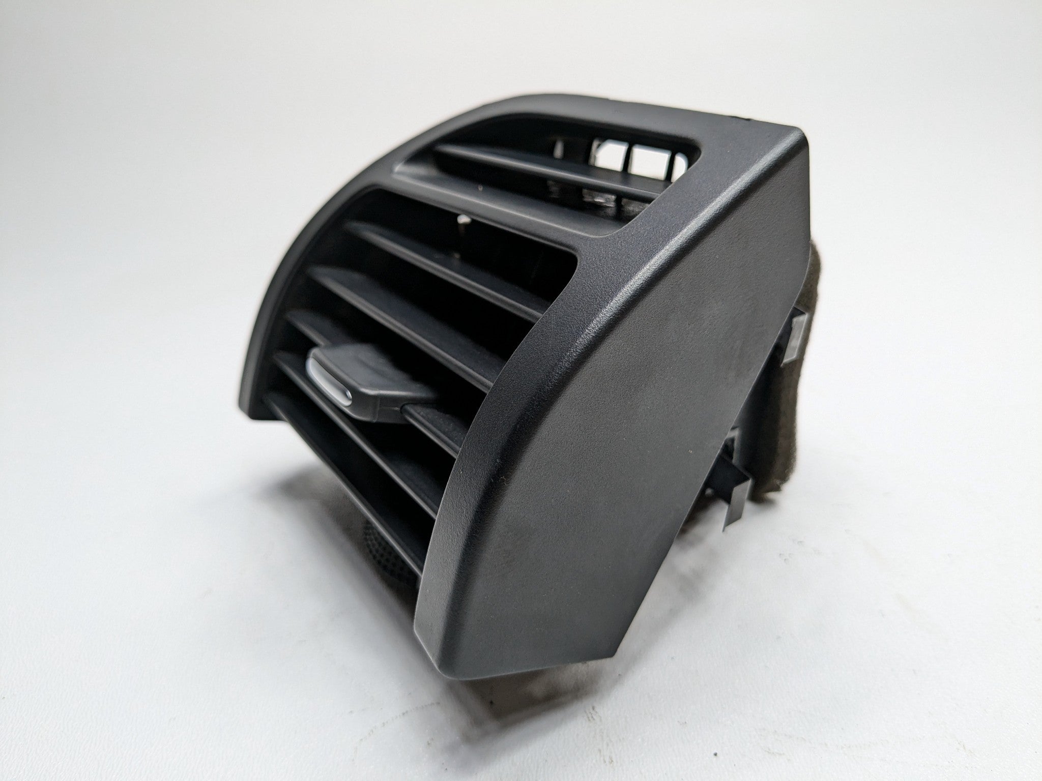 2004 - 2008 OEM ACURA TL FRONT RIGHT PASSENGER SIDE DASH AC HEATER AIR VENT