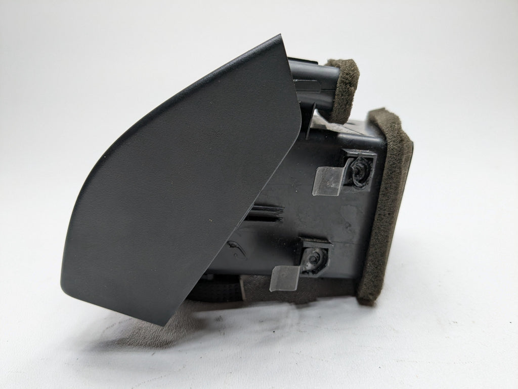 2004 - 2008 OEM ACURA TL FRONT RIGHT PASSENGER SIDE DASH AC HEATER AIR VENT