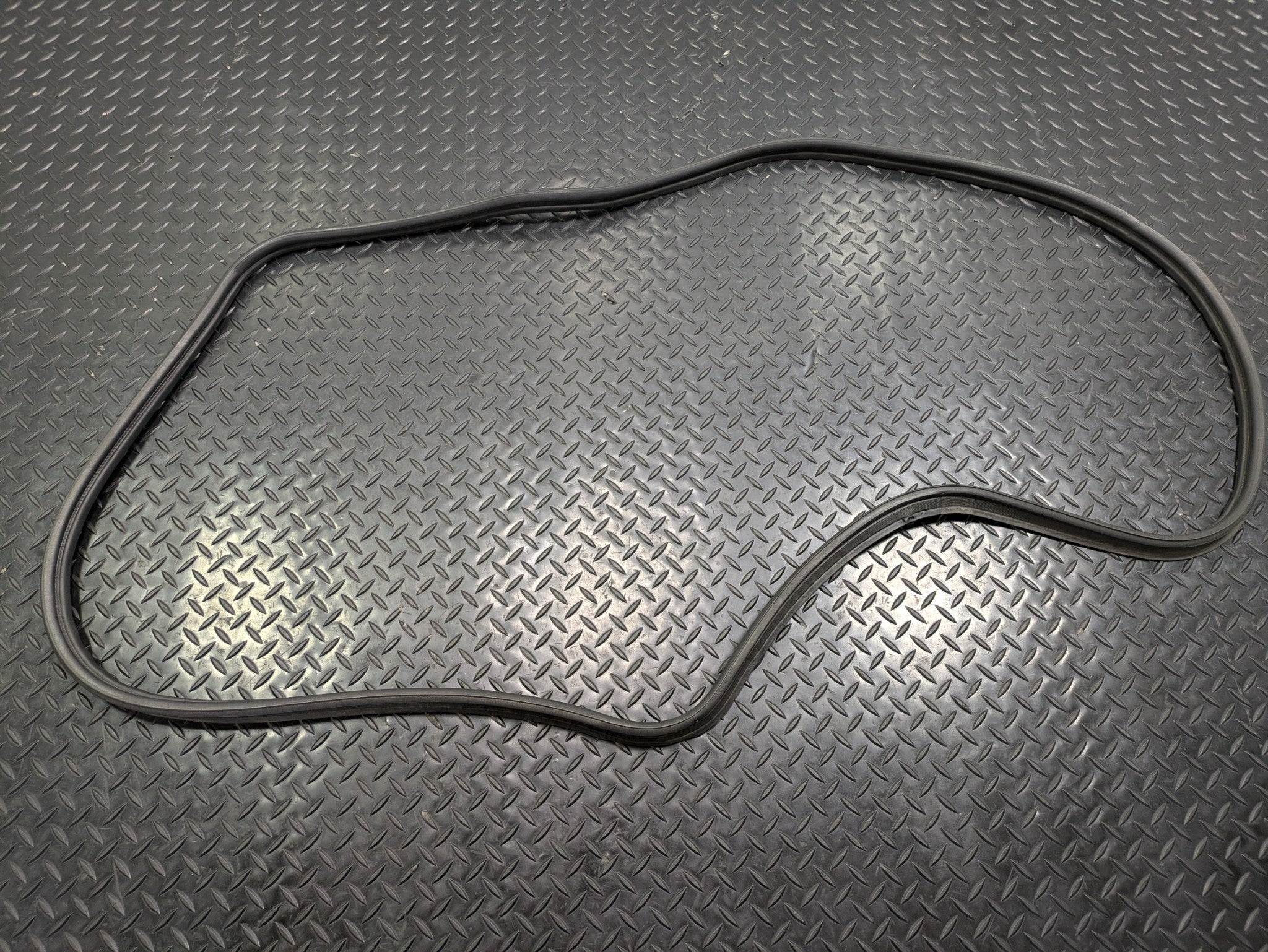 2004 - 2008 OEM ACURA TL REAR TRUNK TAILGATE SEAL WEATHER STRIPPING