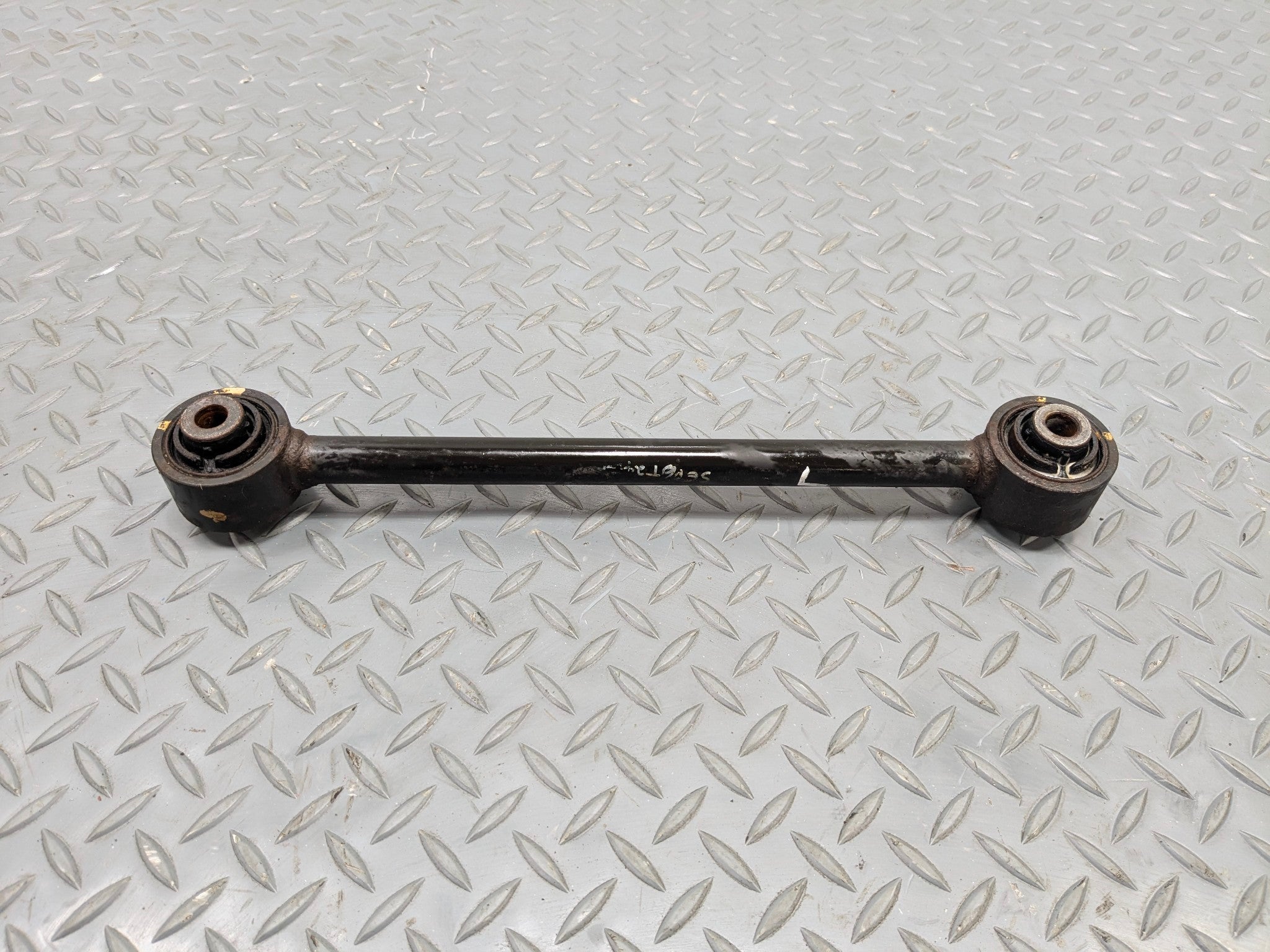 2004 - 2008 OEM ACURA TL REAR LEFT DRIVER SIDE LOWER CONTROL ARM