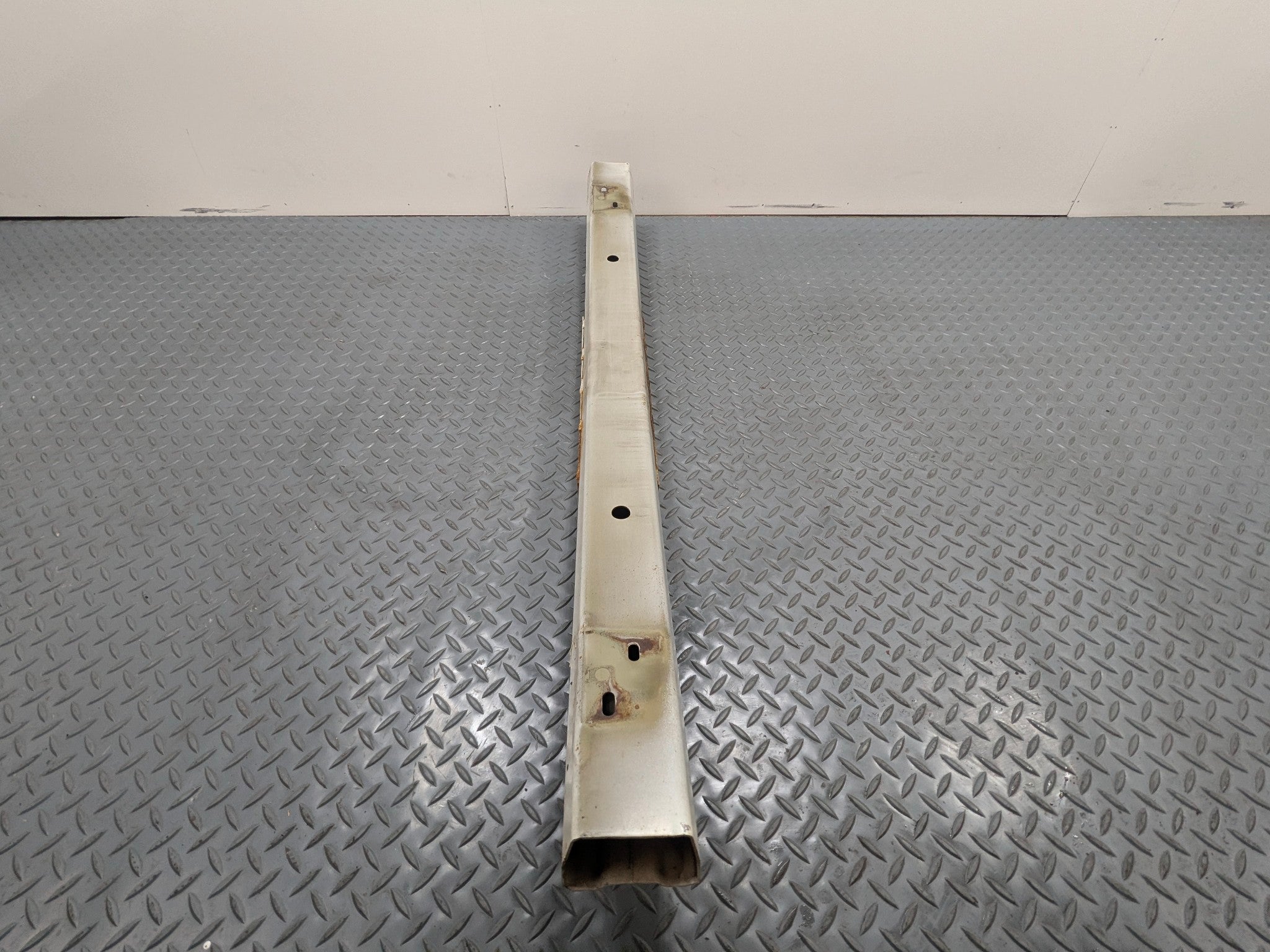2004 - 2008 OEM ACURA TL REAR BUMPER REINFORCEMENT IMPACT BEAM REBAR