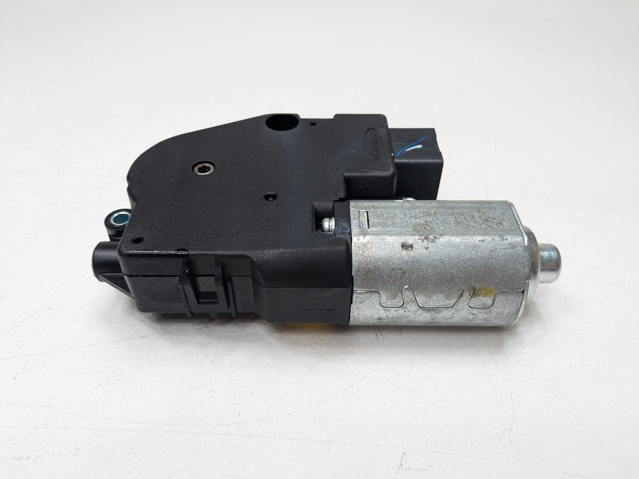 2004 - 2008 OEM ACURA TL SUNROOF SLIDING WINDOW MOTOR ASSEMBLY