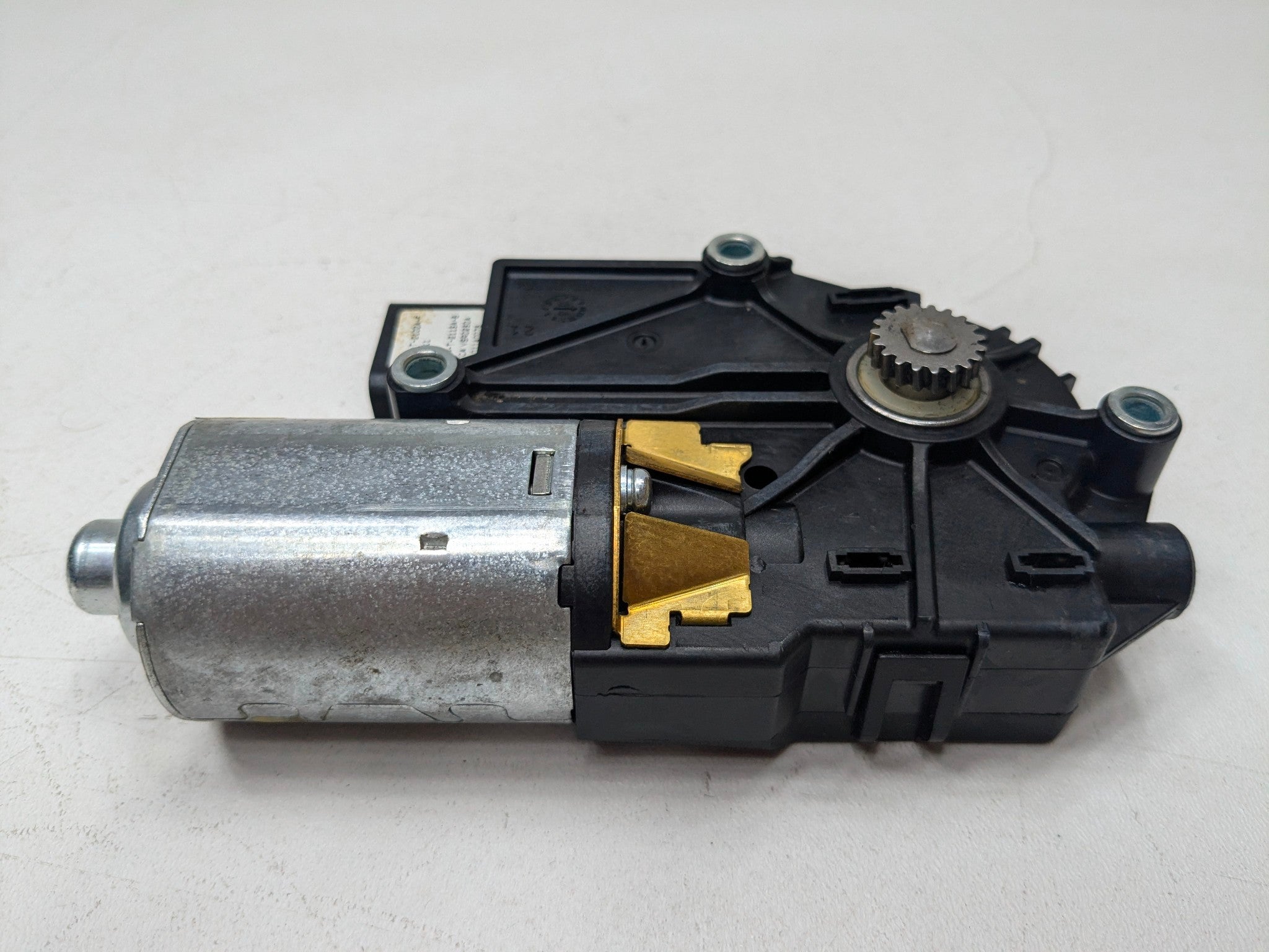 2004 - 2008 OEM ACURA TL SUNROOF SLIDING WINDOW MOTOR ASSEMBLY