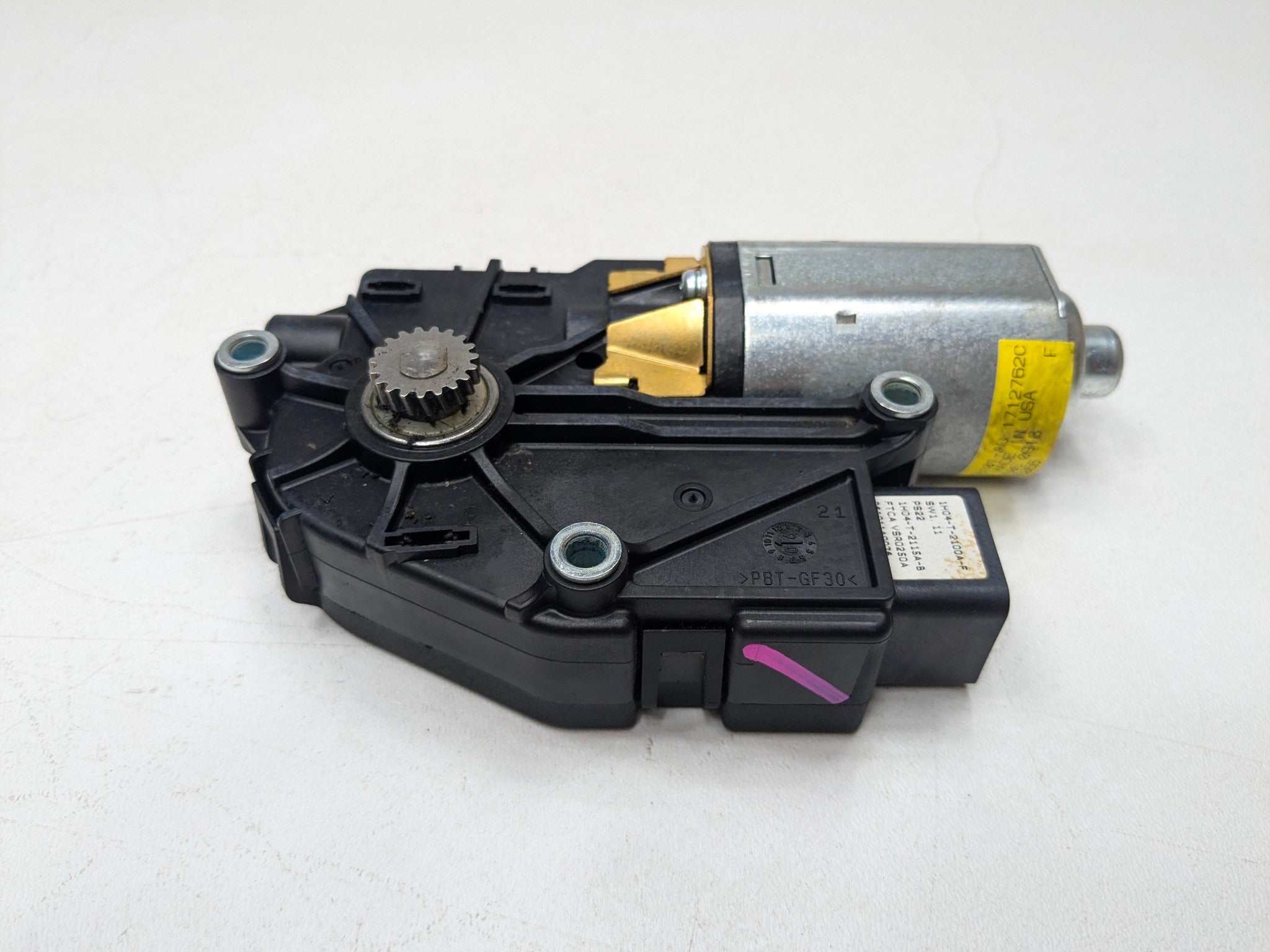 2004 - 2008 OEM ACURA TL SUNROOF SLIDING WINDOW MOTOR ASSEMBLY