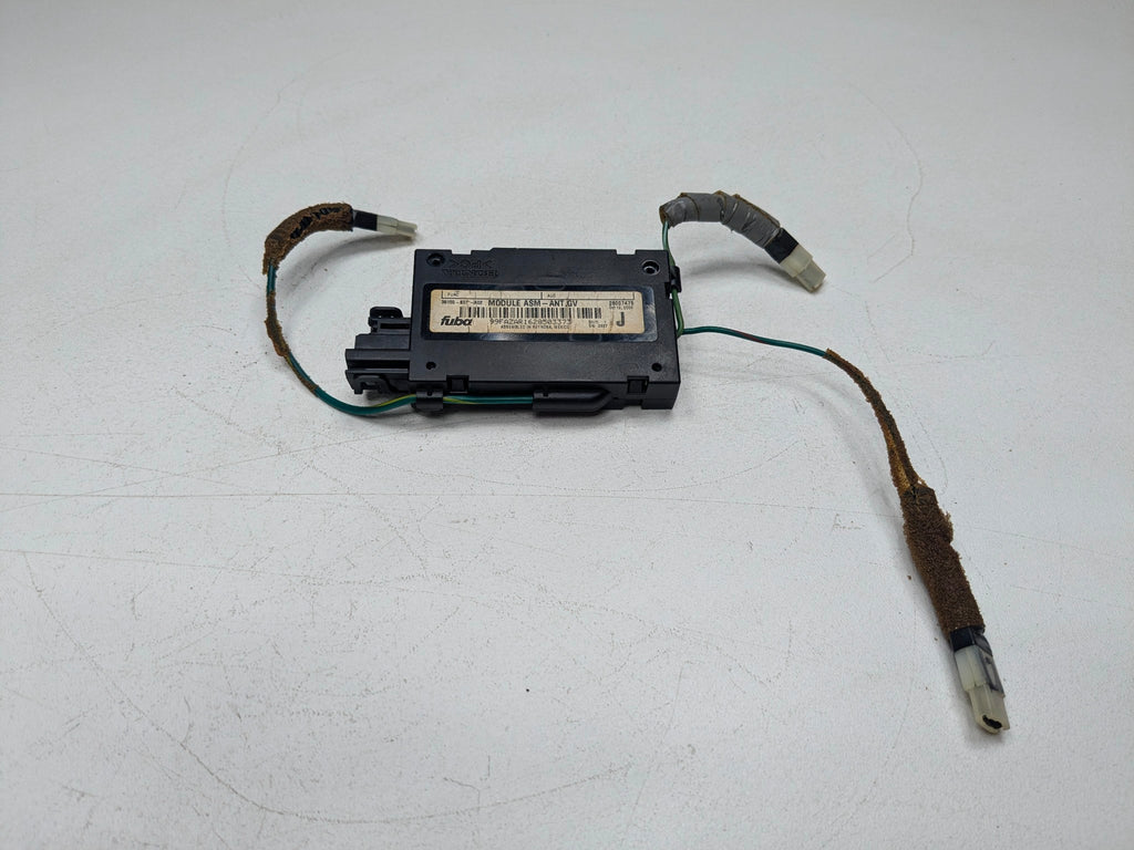 2004 - 2008 OEM ACURA TL FM RADIO ANTENNA CONTROL MODULE