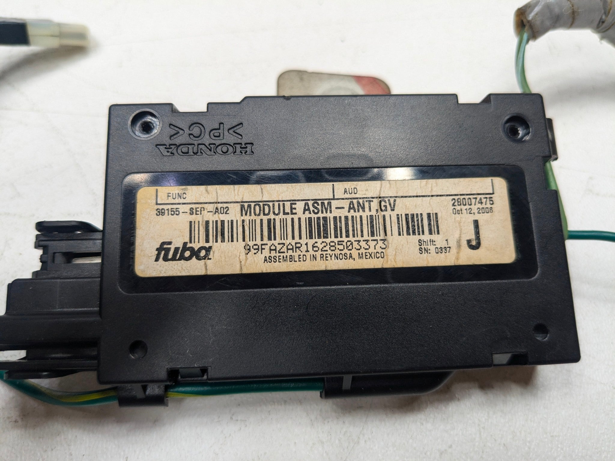 2004 - 2008 OEM ACURA TL FM RADIO ANTENNA CONTROL MODULE