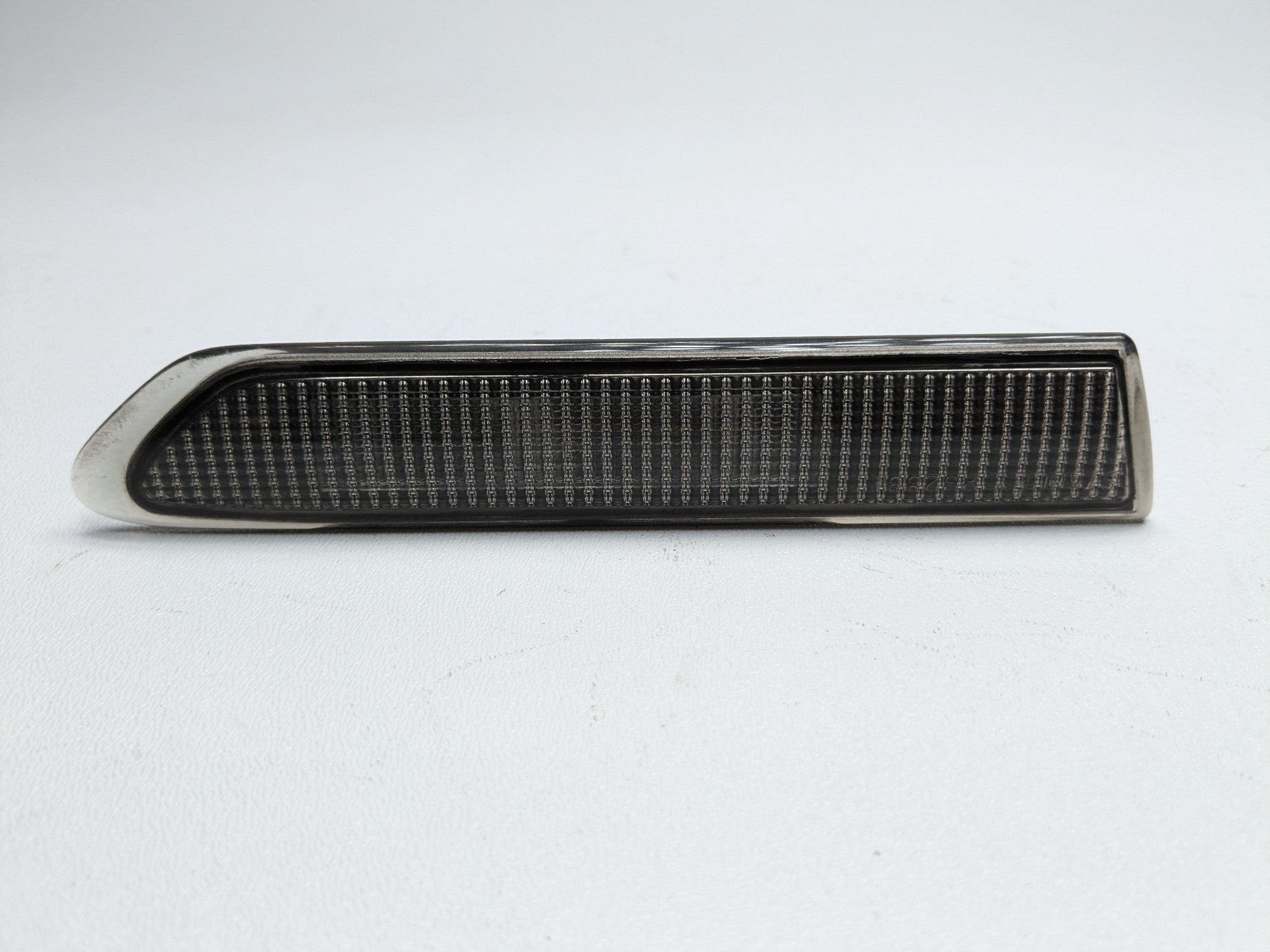 2004 - 2008 OEM ACURA TL FRONT PASSENGER RIGHT SIDE MARKER LIGHT LAMP