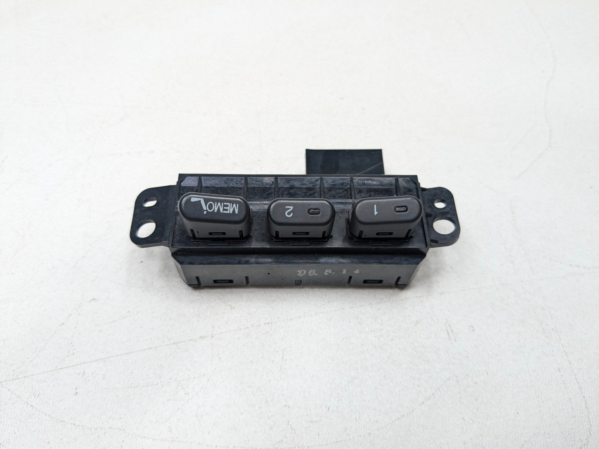 2004 - 2008 OEM ACURA TL FRONT LEFT DOOR SEAT MEMORY POSITION CONTROL SWITCH