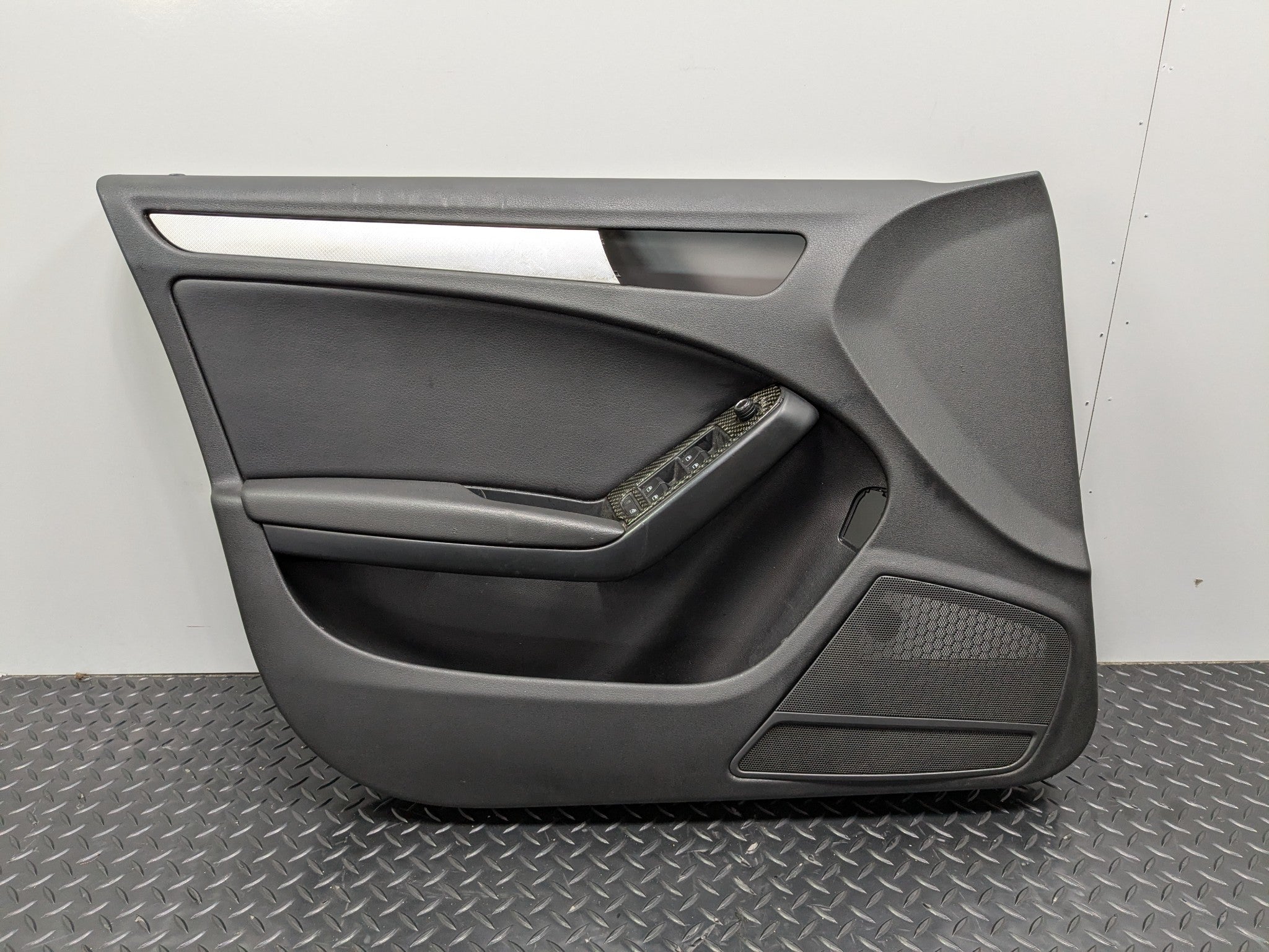 2008 - 2011 OEM AUDI A4 FRONT LEFT DRIVER SIDE INTERIOR DOOR TRIM PANEL