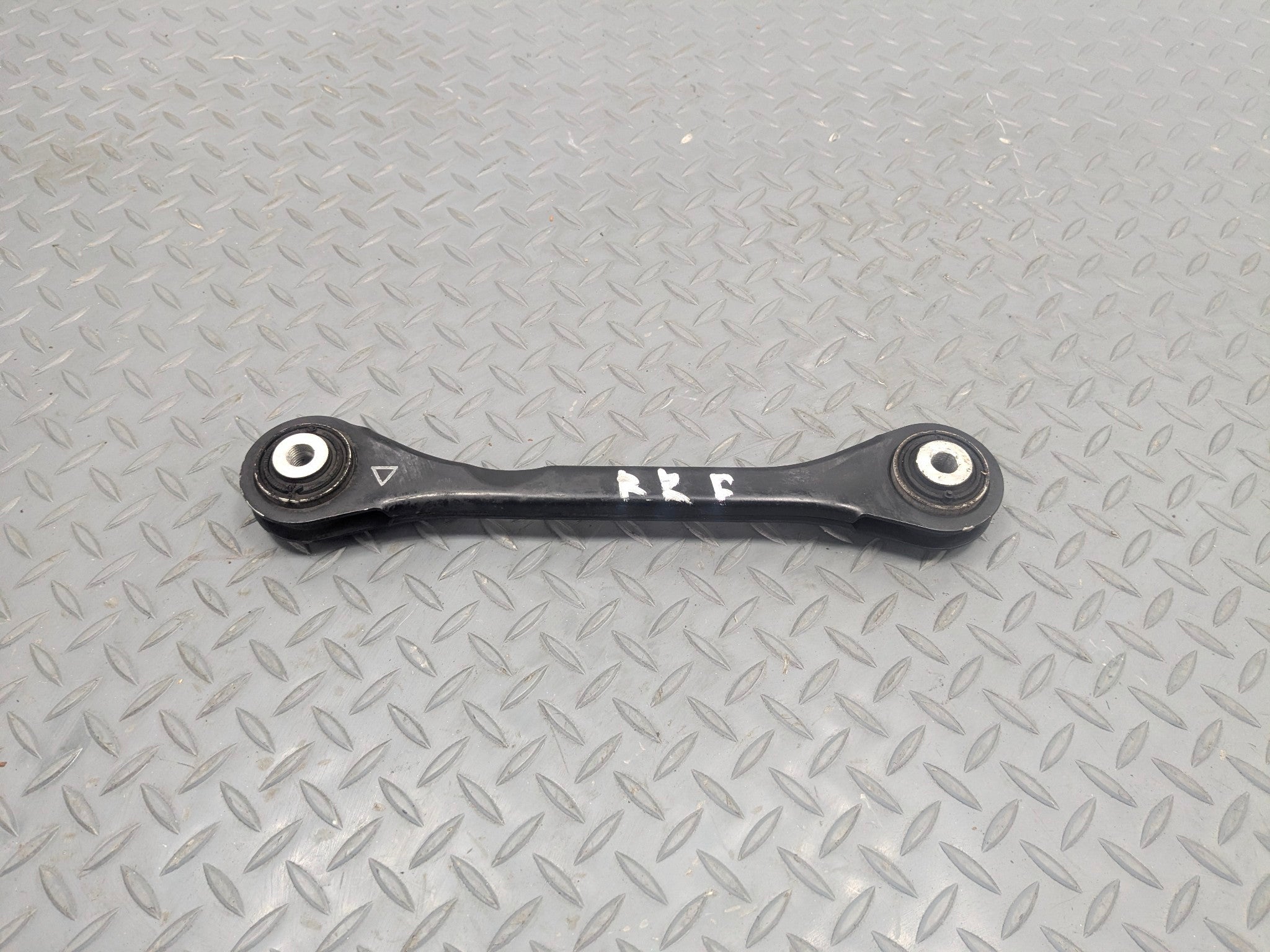 2008 - 2011 OEM AUDI A4 REAR RIGHT PASSENGER SIDE LOWER CONTROL ARM