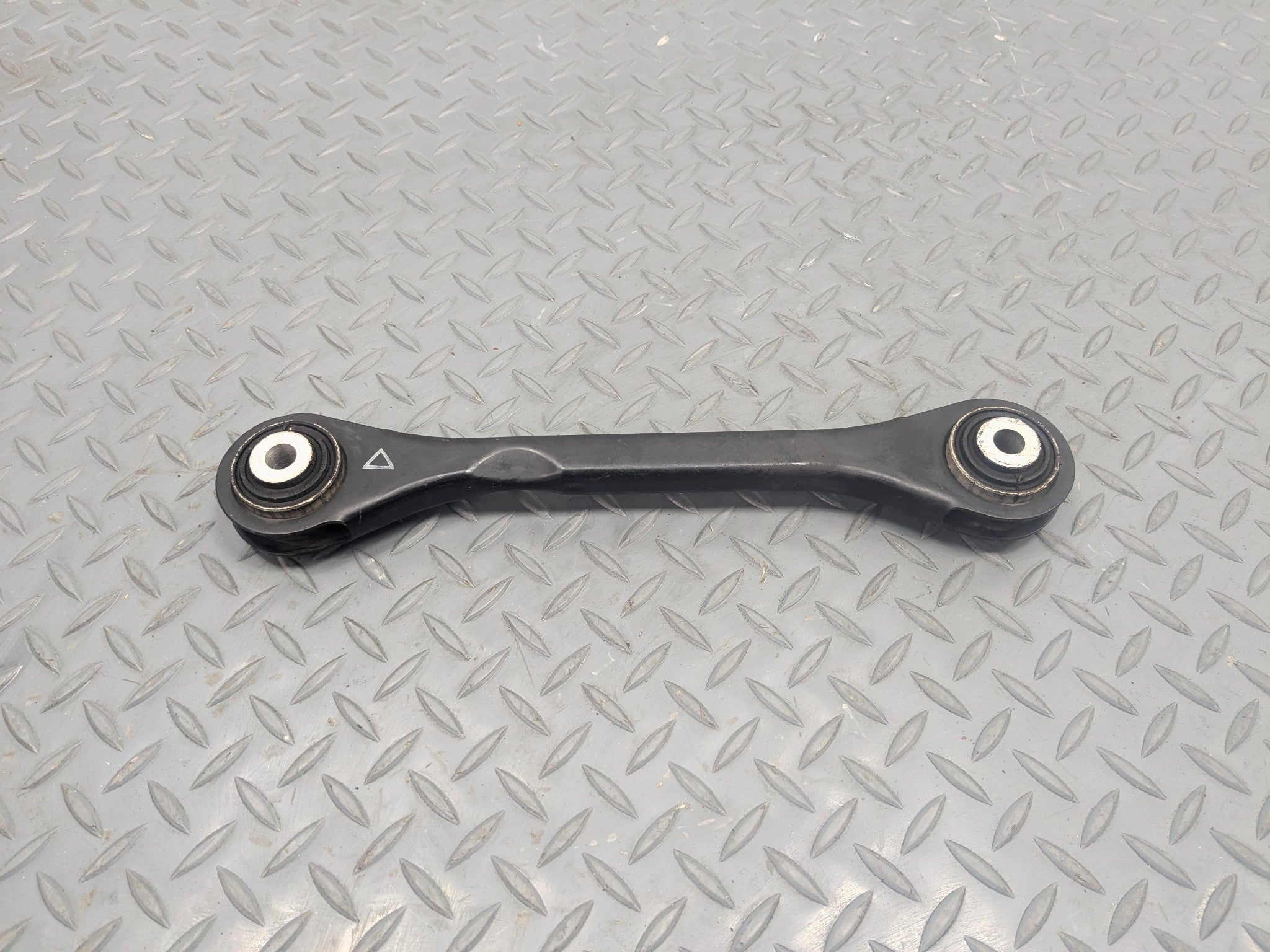 2008 - 2011 OEM AUDI A4 REAR RIGHT PASSENGER SIDE LOWER CONTROL ARM