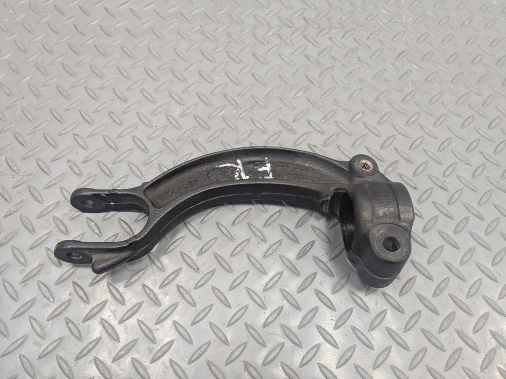 2008 - 2011 OEM AUDI A4 FRONT RIGHT PASSENGER SIDE SHOCK ABSORBER MOUNT