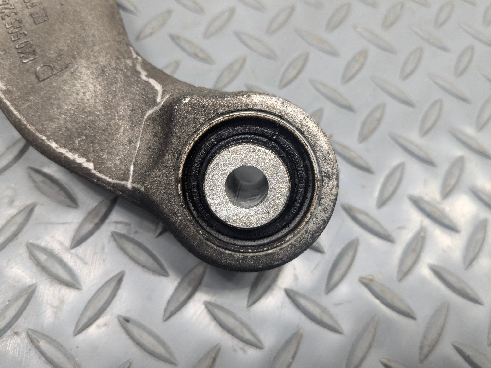 2008 - 2011 OEM AUDI A4 REAR RIGHT PASSENGER SIDE UPPER CONTROL ARM