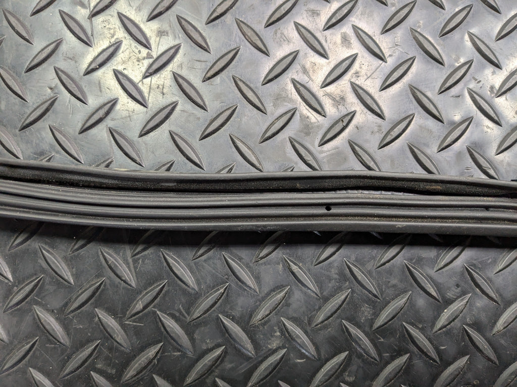 2008 - 2011 OEM AUDI A4 REAR LEFT DOOR SEAL WEATHER STRIPPING RUBBER