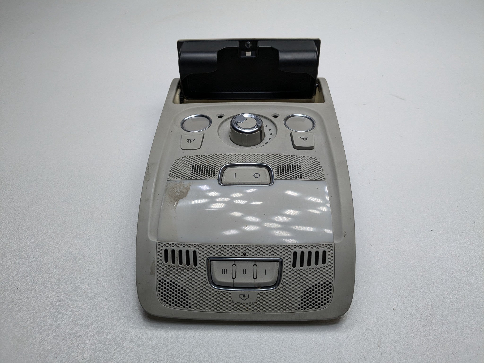 2008 - 2011 OEM AUDI A4 FRONT CENTER OVERHEAD INTERIOR LIGHT ASSEMBLY