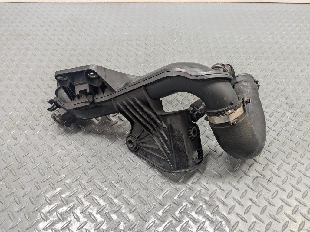 2008 - 2011 OEM AUDI A4 AIR INTAKE PIPE RESONATOR BOX MAP SENSOR
