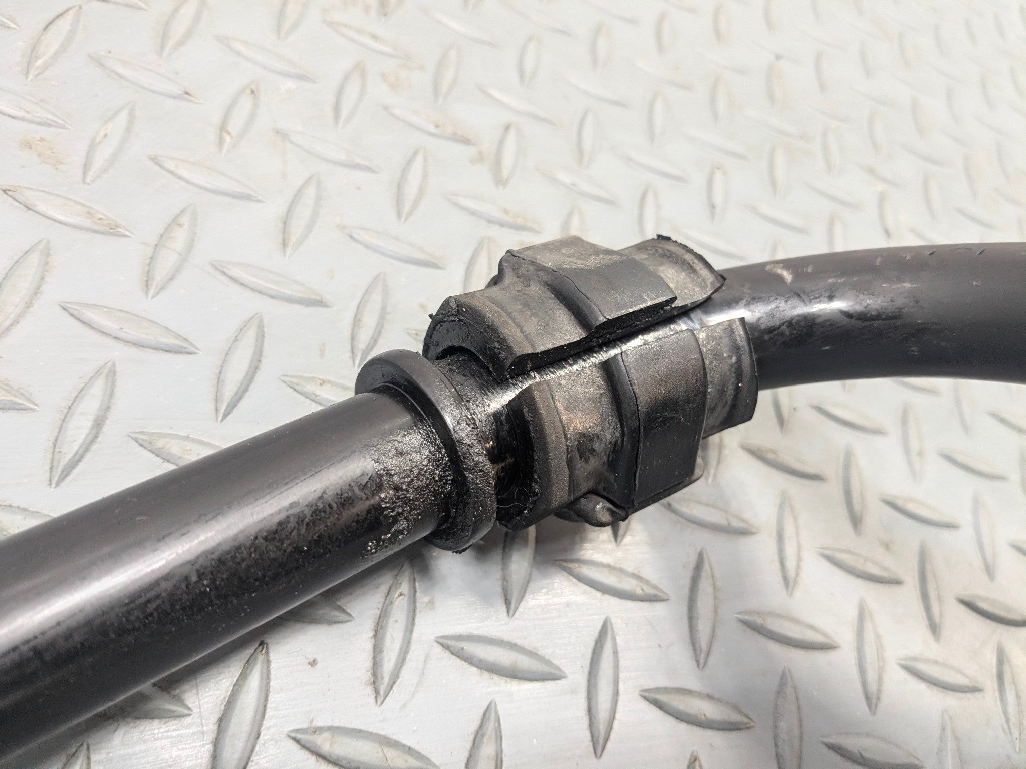 2008 - 2011 OEM AUDI A4 FRONT SIDE SUSPENSION STABILIZER BAR ANTI ROLL ROD
