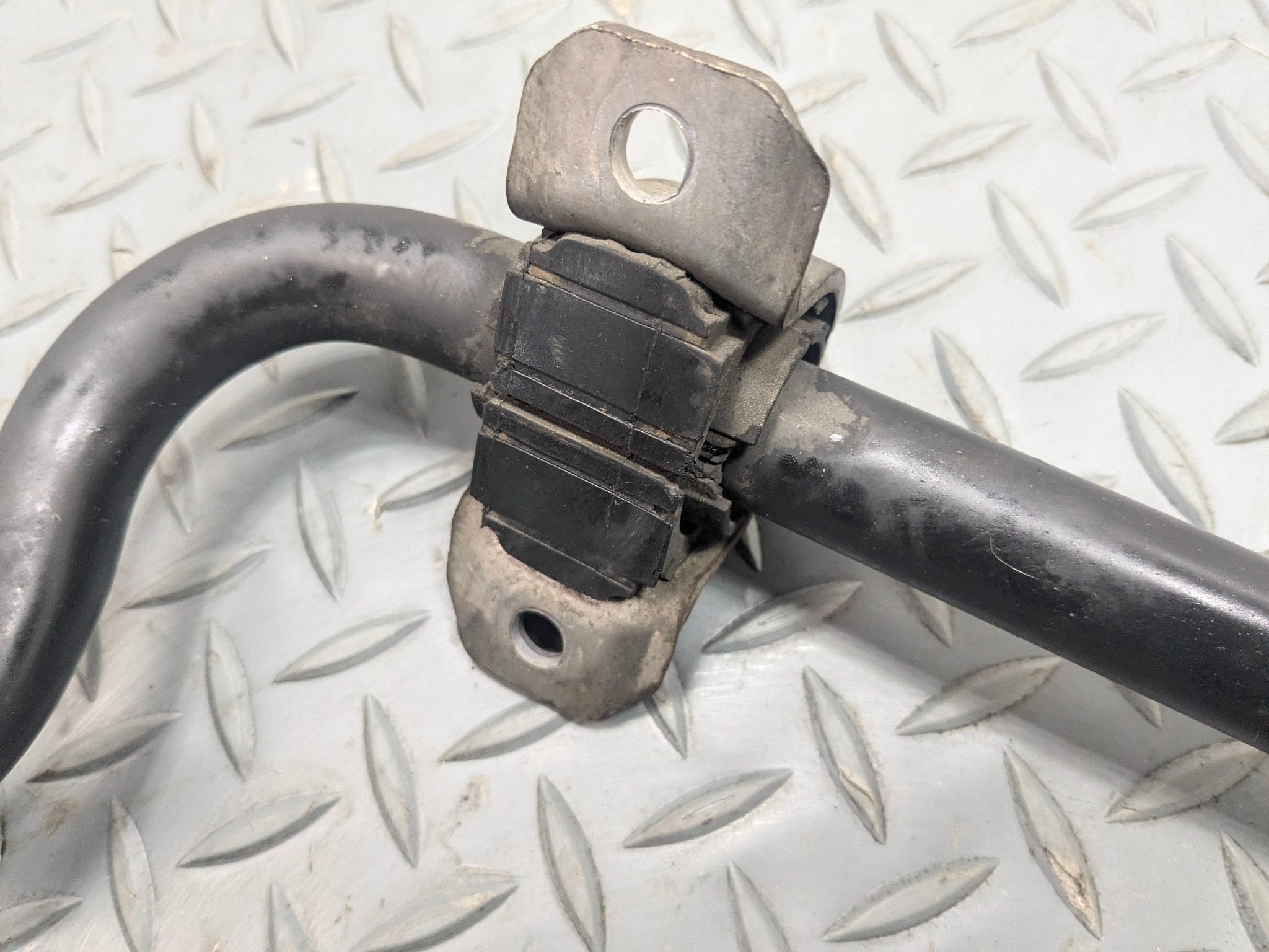 2008 - 2011 OEM AUDI A4 REAR SIDE SUSPENSION STABILIZER BAR ANTI ROLL ROD