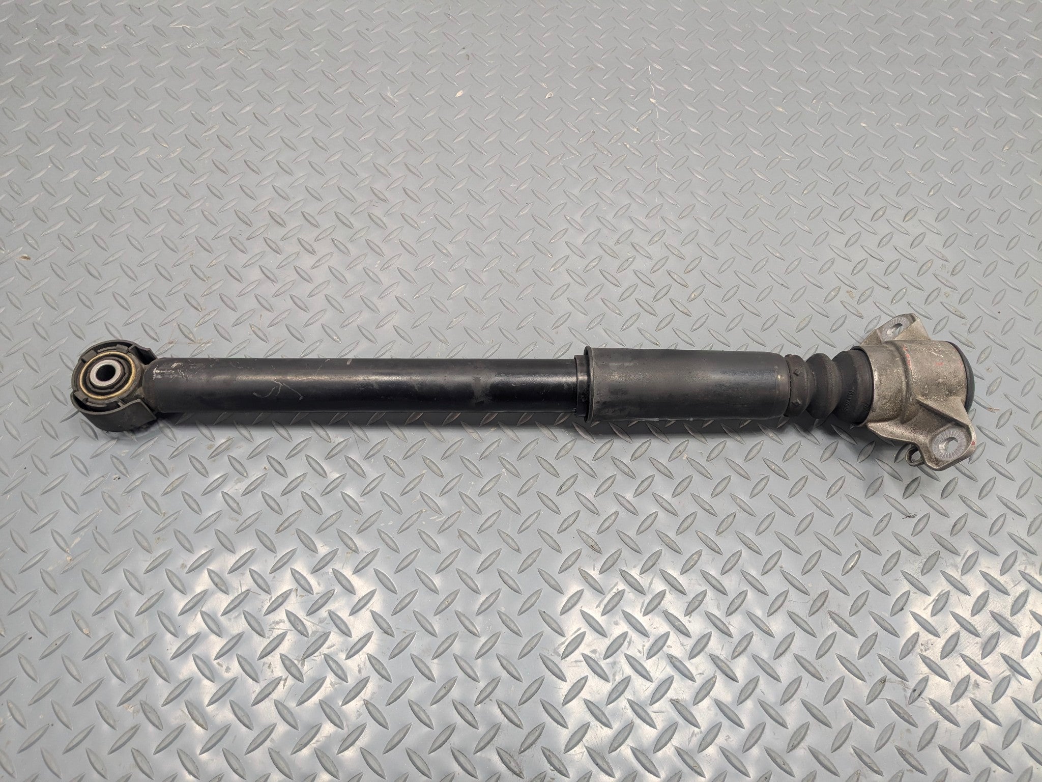 2008 - 2011 OEM AUDI A4 REAR LEFT DRIVER SIDE SUSPENSION SHOCK STRUT ASSEMBLY