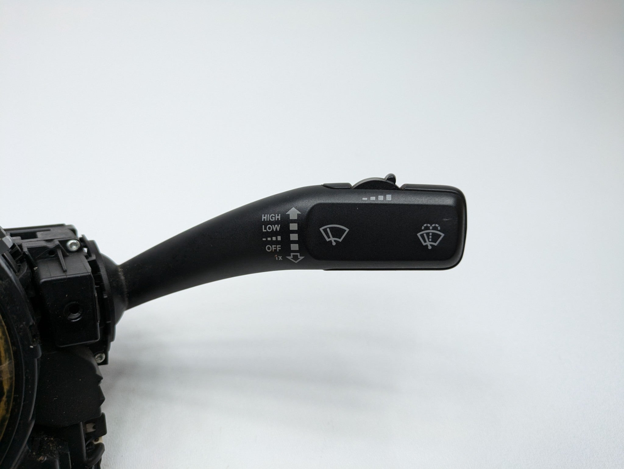 2008 - 2011 OEM AUDI A4 TURN SIGNAL WIPER COLUMN SWITCH CLOCKSPRING COMBINATION