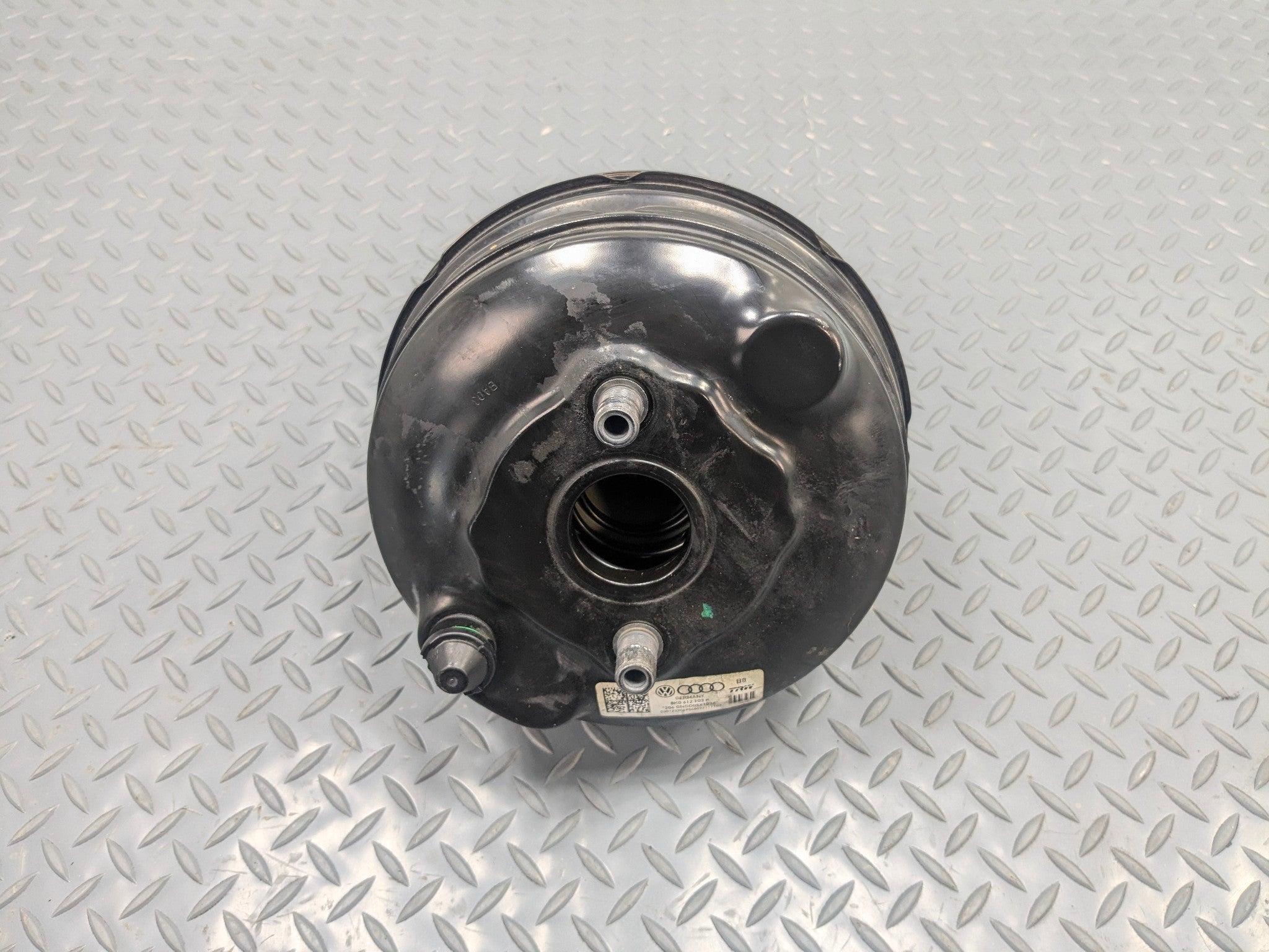 2008 - 2011 OEM AUDI A4 POWER BRAKE BOOSTER ASSEMBLY