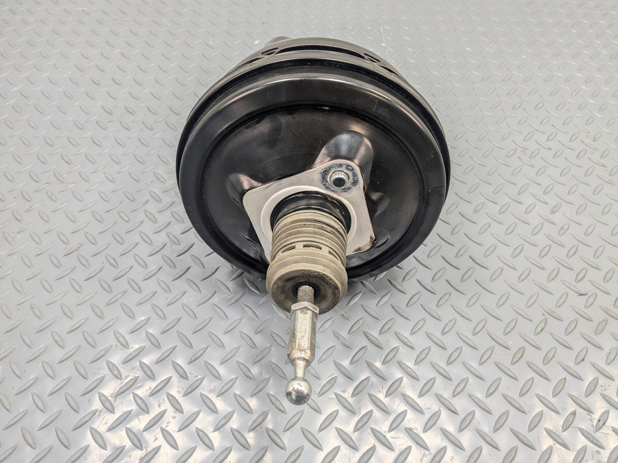 2008 - 2011 OEM AUDI A4 POWER BRAKE BOOSTER ASSEMBLY