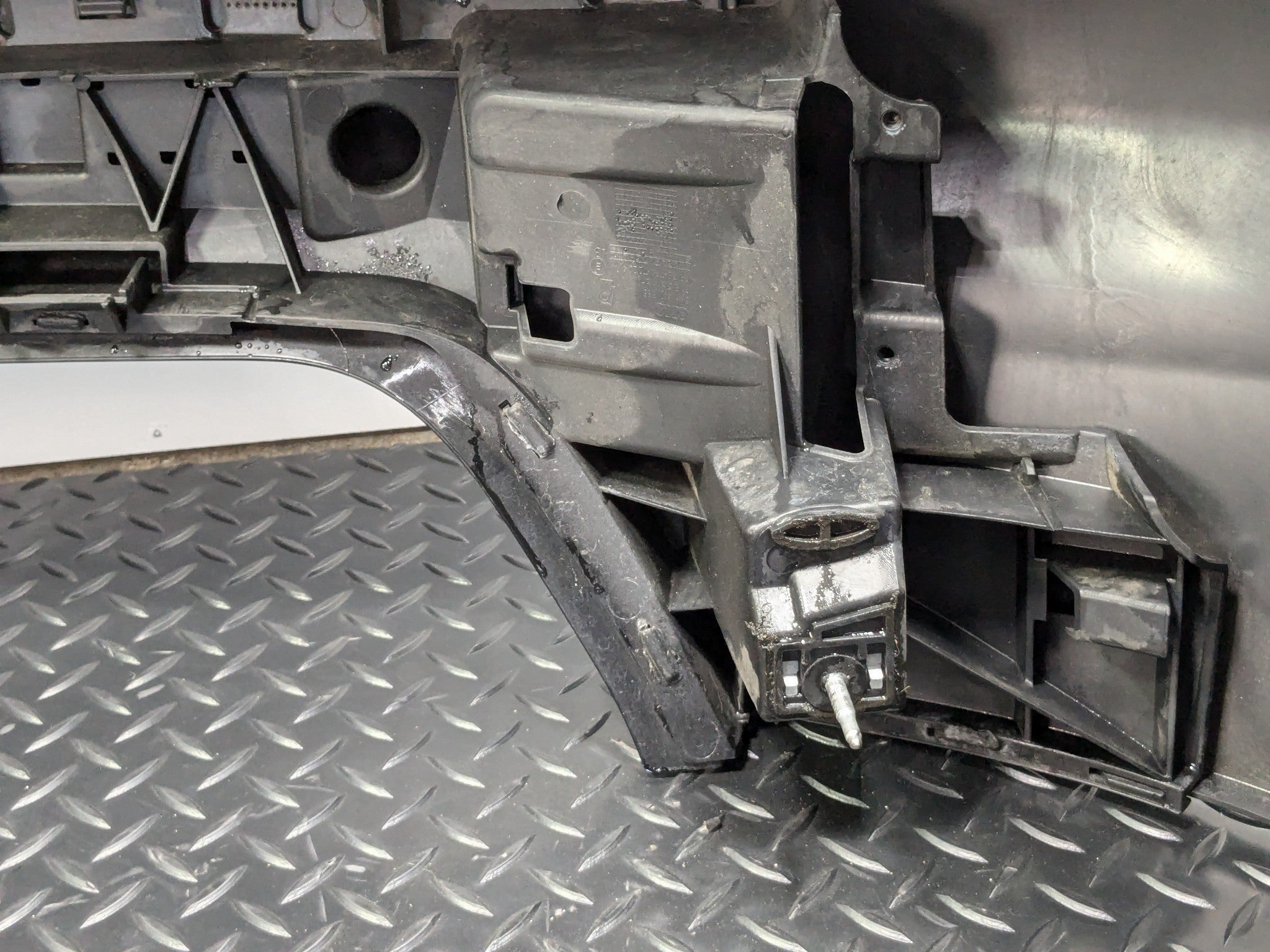 2008 - 2011 OEM AUDI A4 REAR BUMPER COVER PANEL ASSEMBLY