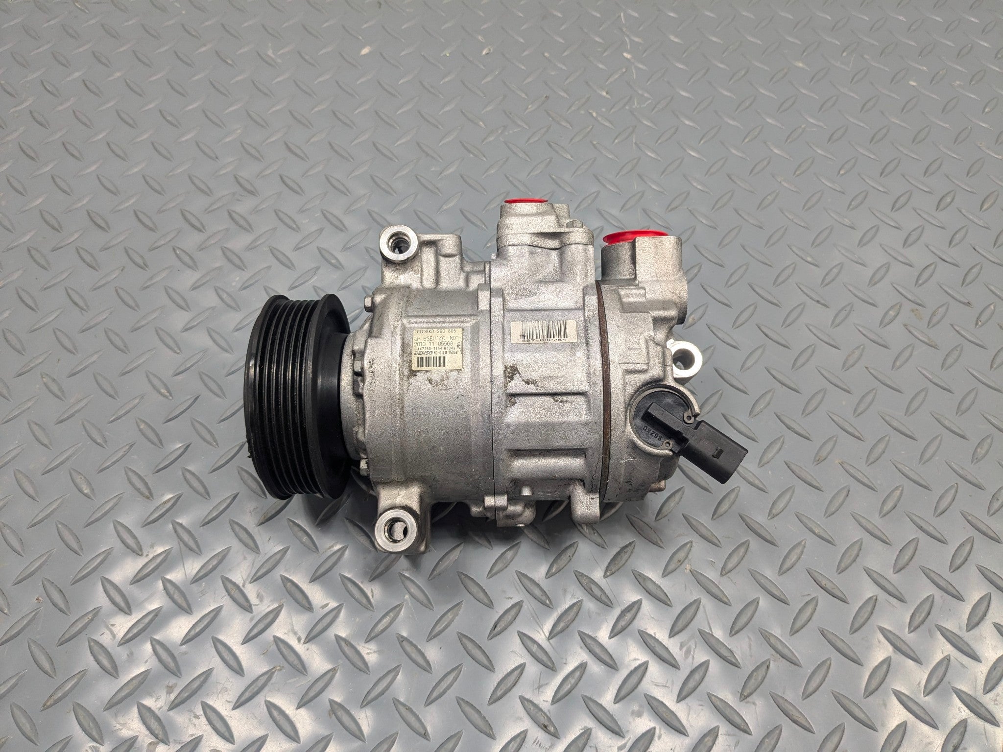 2008 - 2011 OEM AUDI A4 A/C AIR CONDITION COMPRESSOR PUMP MOTOR