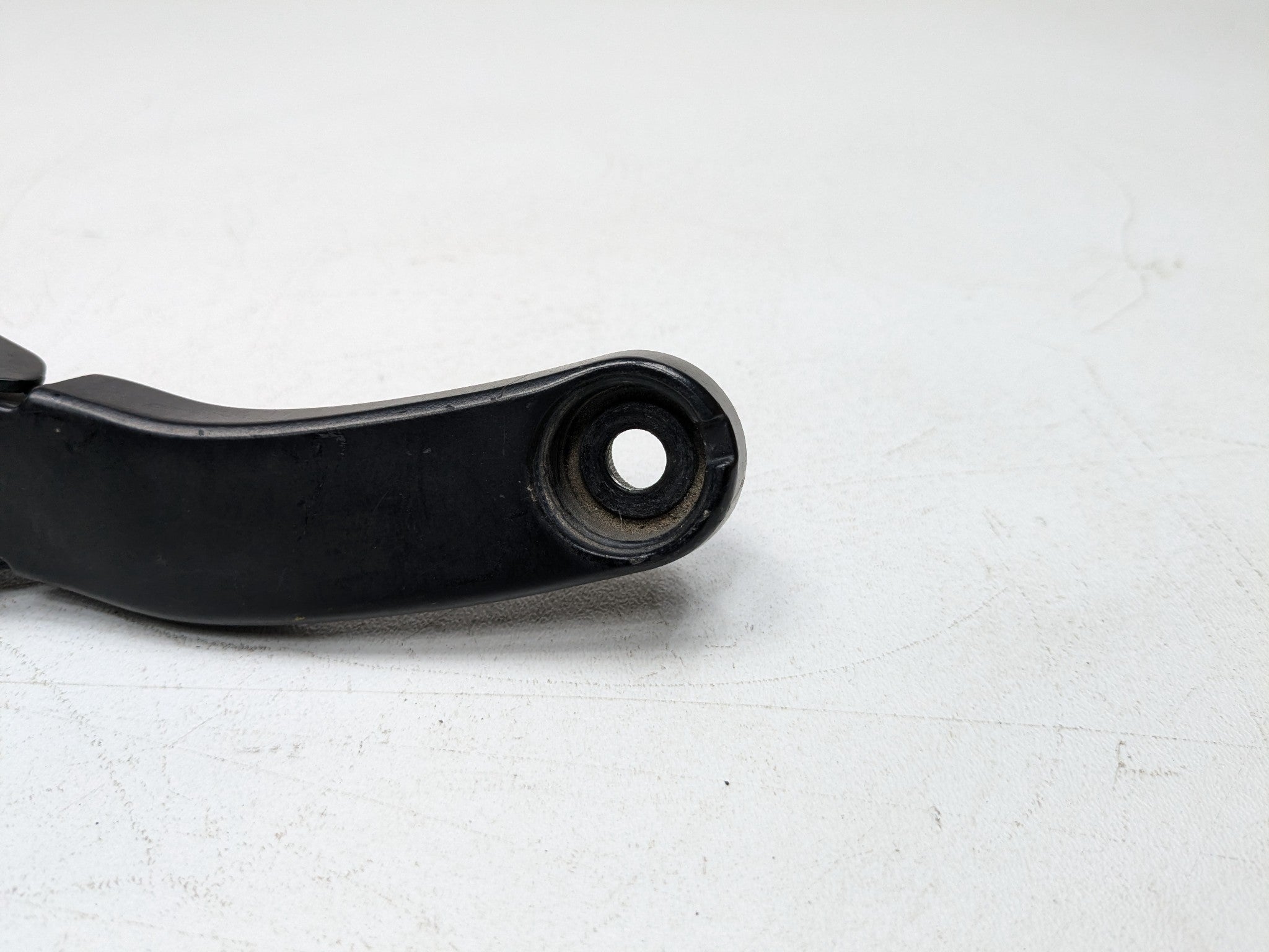 2008 - 2011 OEM AUDI A4 FRONT LEFT DRIVER SIDE WINDSHIELD WIPER ARM