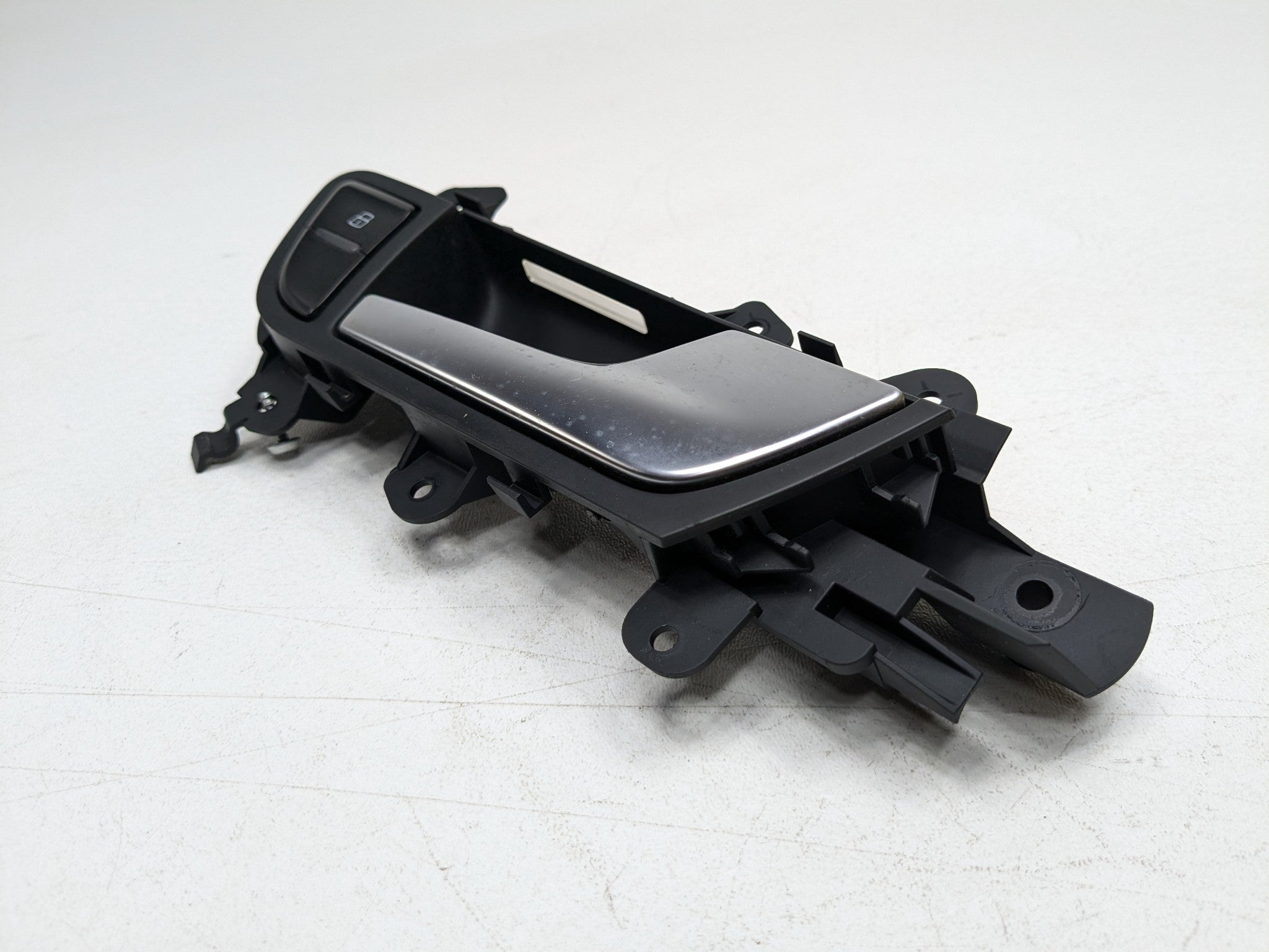 2008 - 2011 OEM AUDI A4 REAR RIGHT PASSENGER SIDE INTERIOR DOOR HANDLE