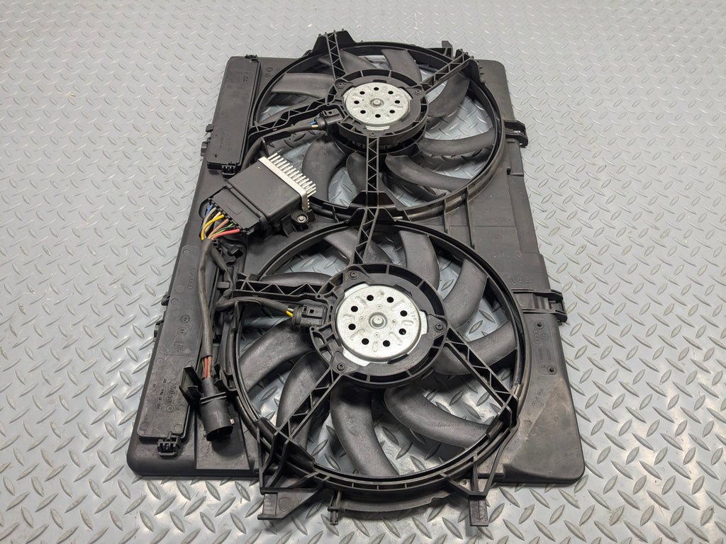 2008 - 2011 OEM AUDI A4 ENGINE RADIATOR ELECTRIC COOLING MOTOR FAN ASSEMBLY