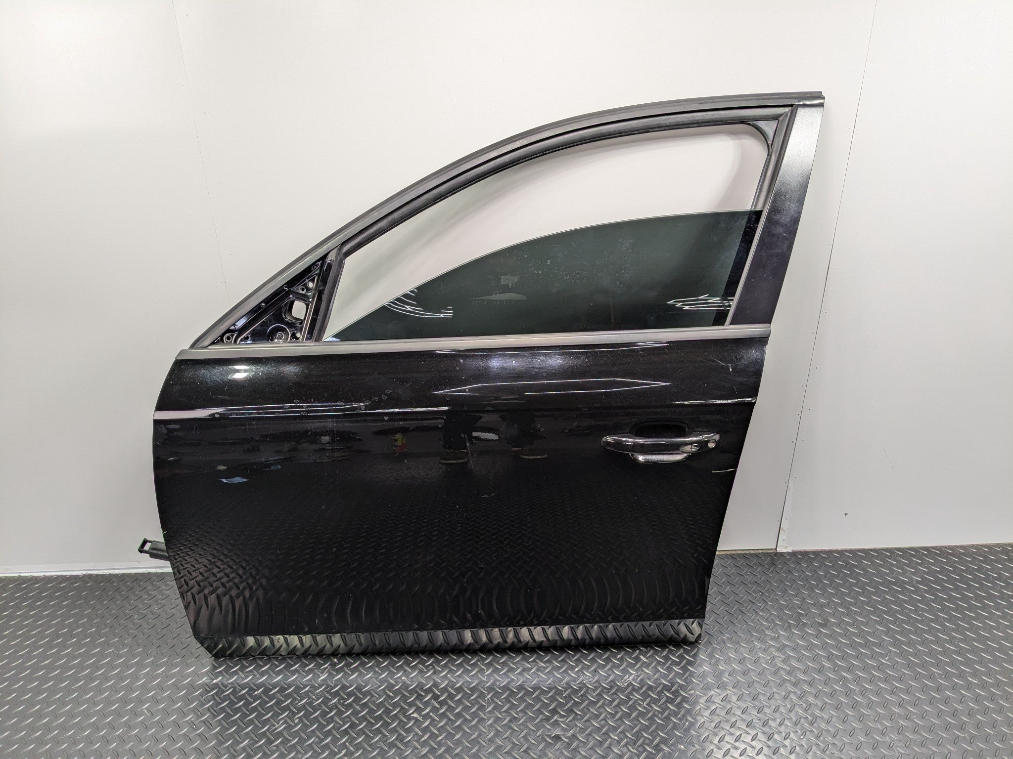 2008 - 2011 OEM AUDI A4 FRONT LEFT DRIVER SIDE DOOR SHELL PANEL ASSEMBLY