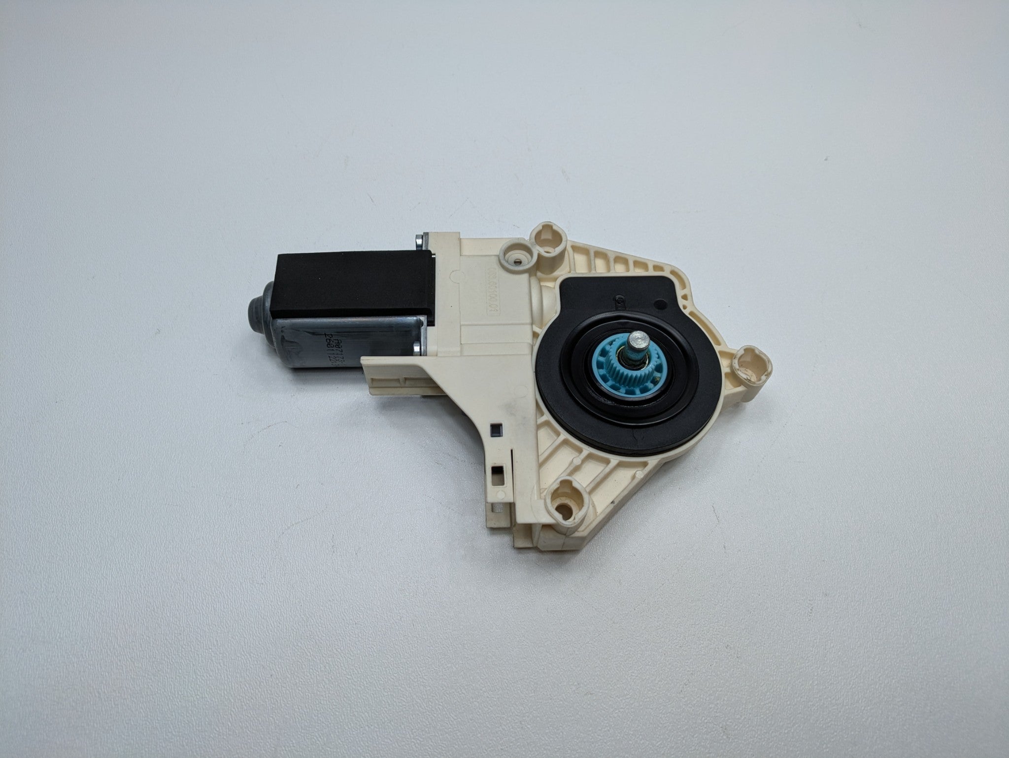 2008 - 2011 OEM AUDI A4 FRONT RIGHT PASSENGER SIDE DOOR POWER WINDOW MOTOR