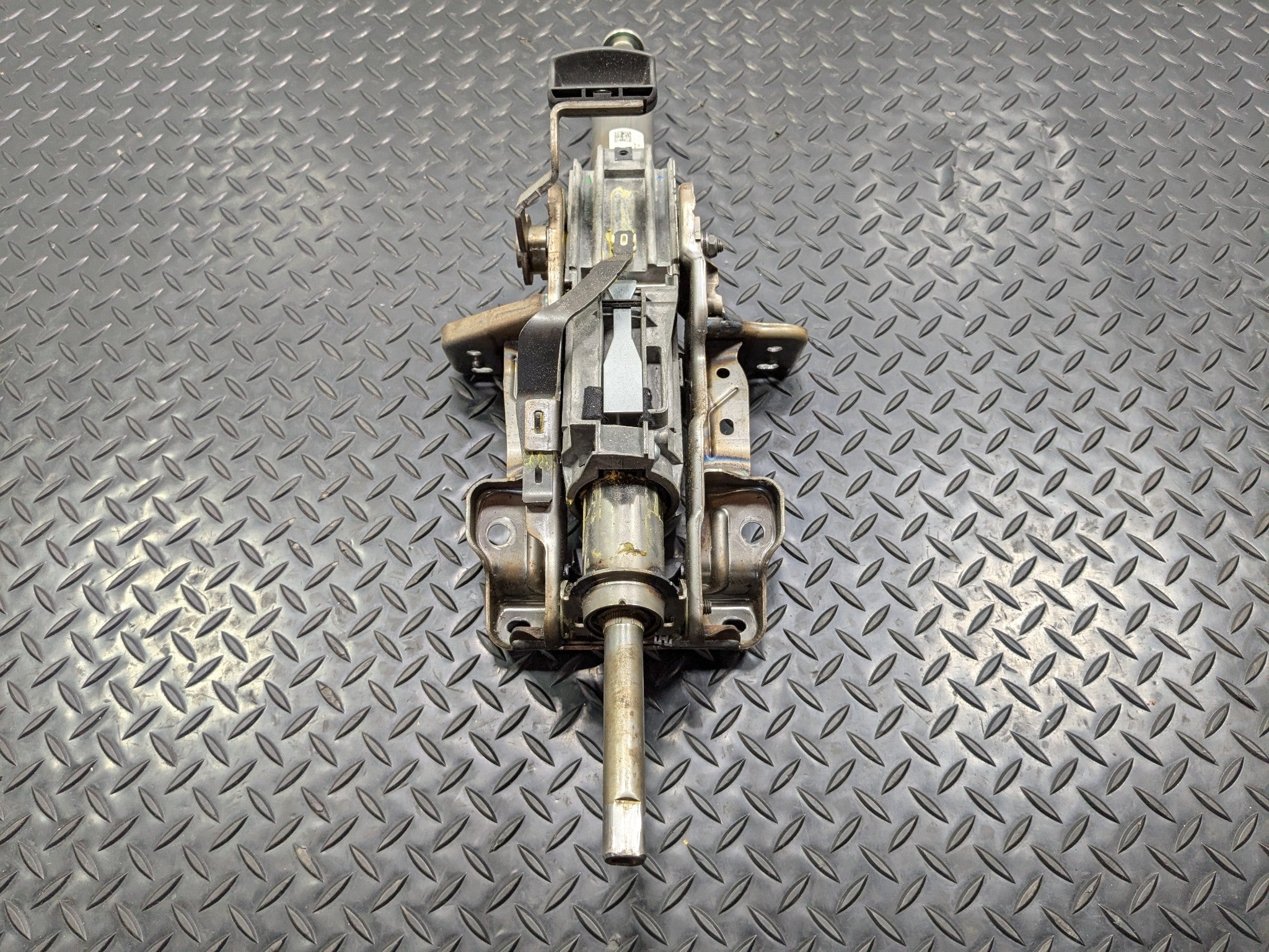 2008 - 2011 OEM AUDI A4 POWER ADJUSTMENT STEERING COLUMN ASSEMBLY