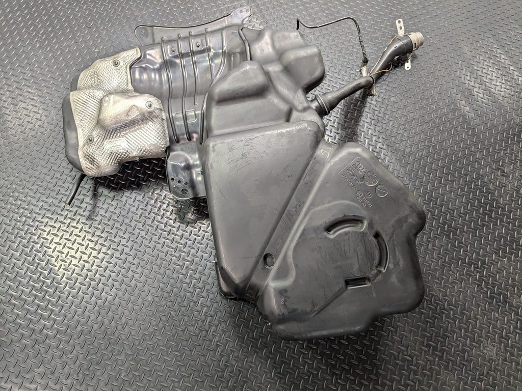 2008 - 2011 OEM AUDI A4 FUEL GAS TANK RESERVOIR ASSEMBLY