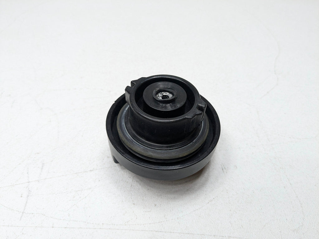 2008 - 2011 OEM AUDI A4 GASOLINE FUEL TANK FILLER NECK COVER CAP