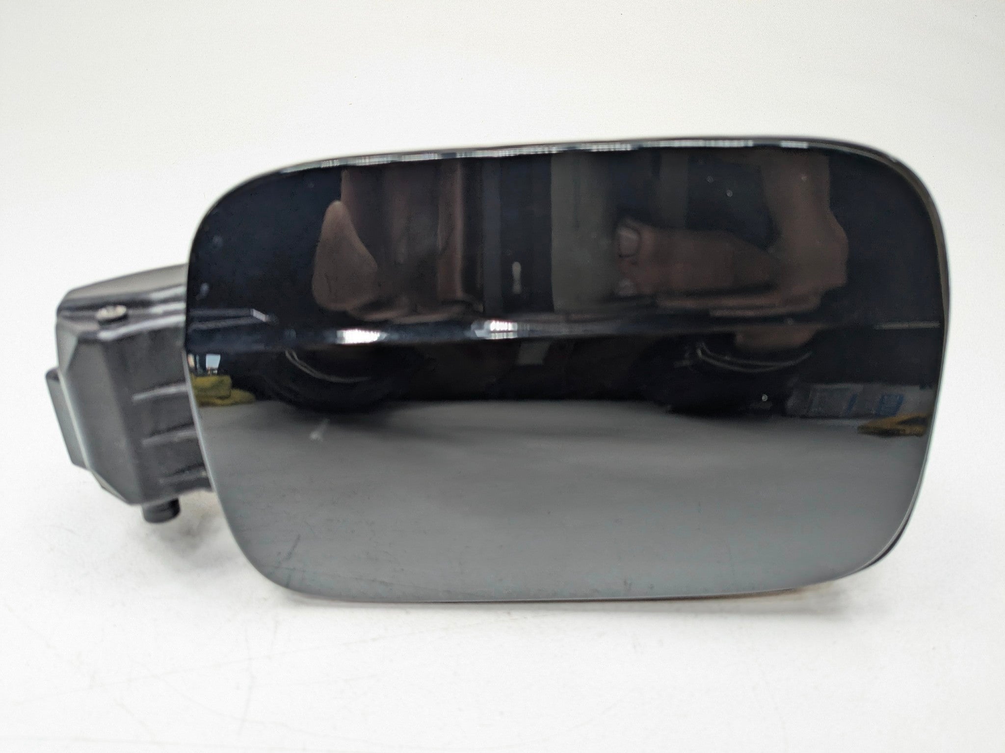 2008 - 2011 OEM AUDI A4 FUEL TANK DOOR GAS FILLER FLAP BLACK