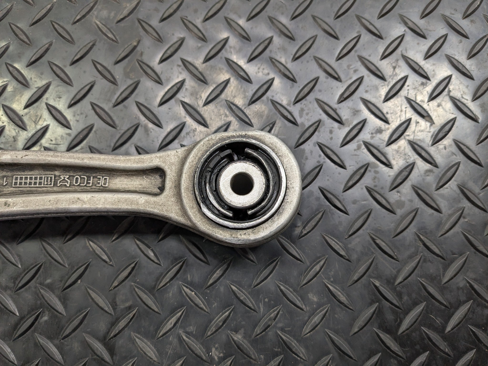 2008 - 2011 OEM AUDI A4 FRONT LEFT DRIVER SIDE FORWARD LOWER CONTROL ARM