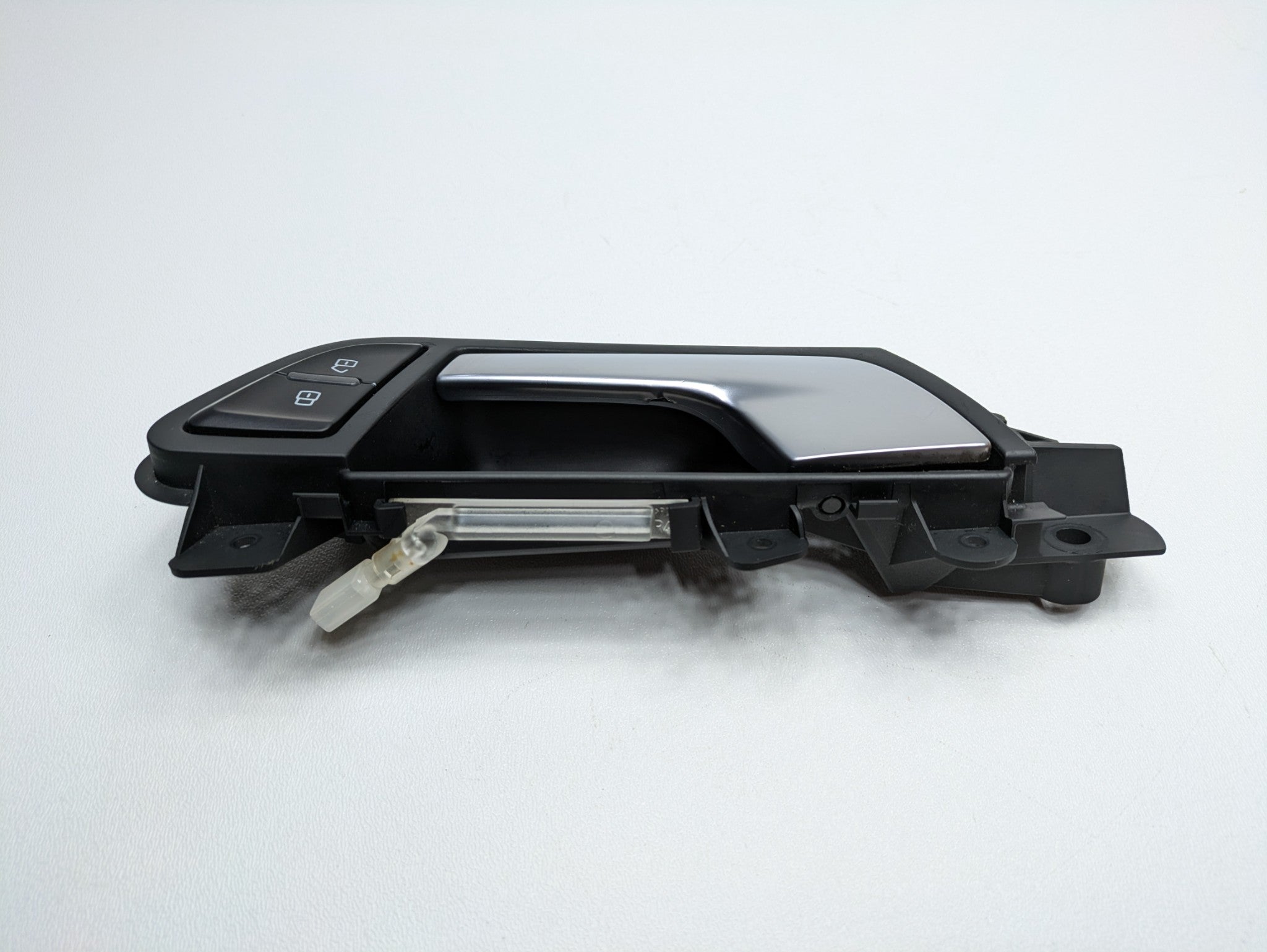 2008 - 2011 OEM AUDI A4 FRONT LEFT DRIVER SIDE INTERIOR DOOR HANDLE