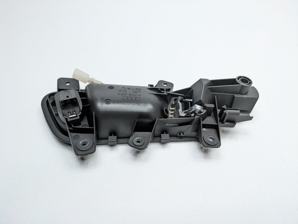 2008 - 2011 OEM AUDI A4 FRONT LEFT DRIVER SIDE INTERIOR DOOR HANDLE