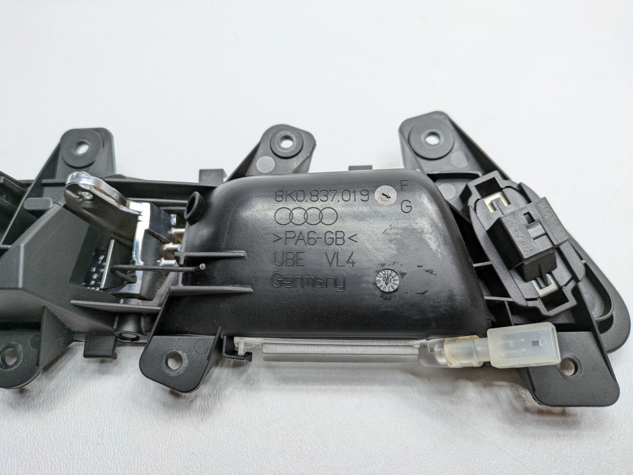2008 - 2011 OEM AUDI A4 FRONT LEFT DRIVER SIDE INTERIOR DOOR HANDLE