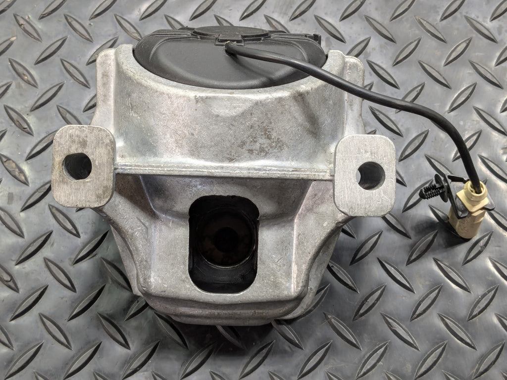 2008 - 2011 OEM AUDI A4 CAEB ENGINE MOTOR MOUNT